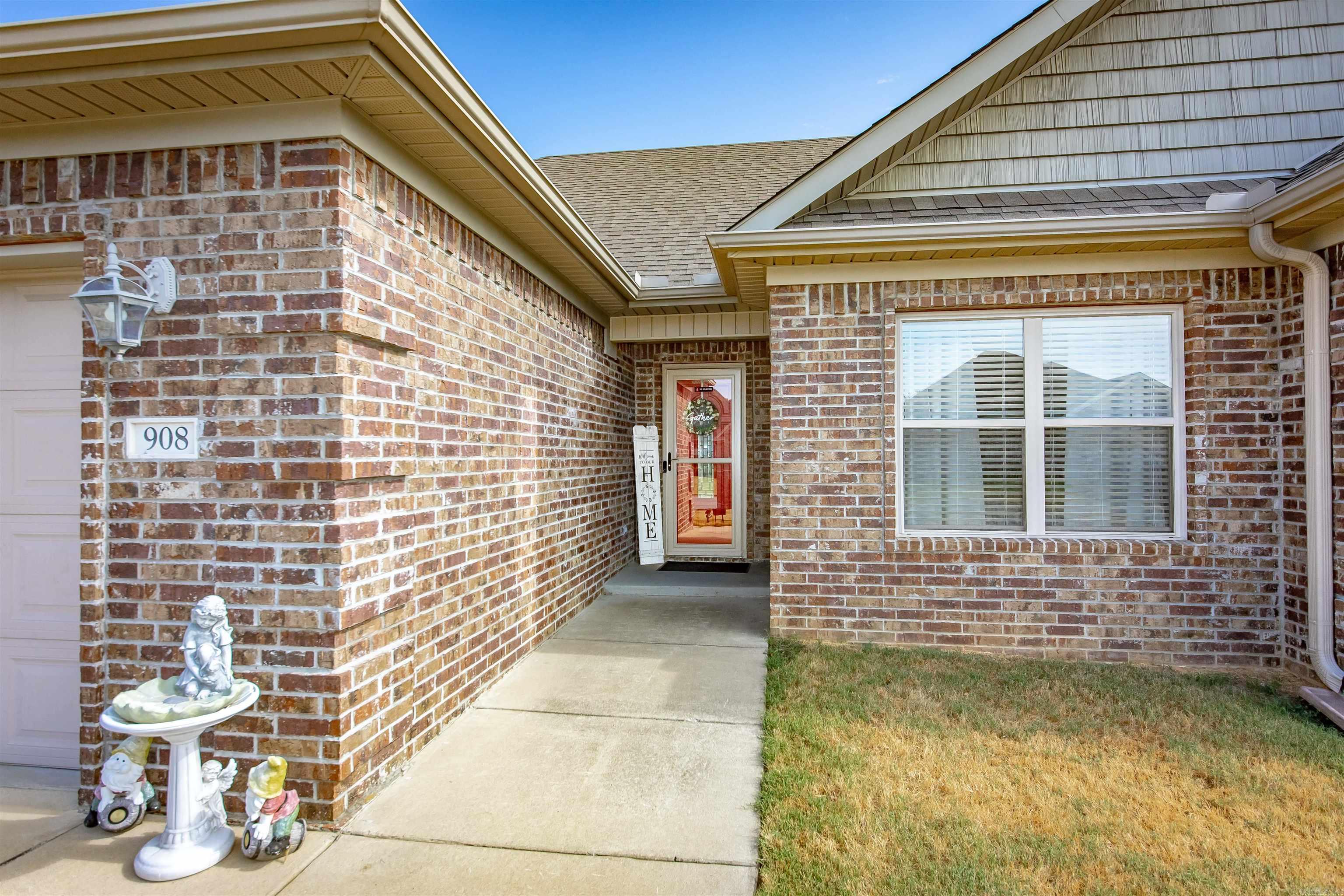 908 Puritan  Jacksonville, AR