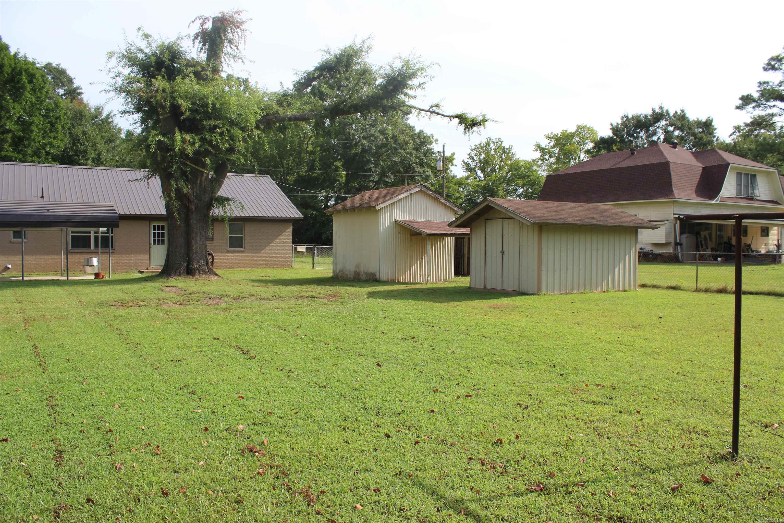 406 W Dickson  Murfreesboro, AR