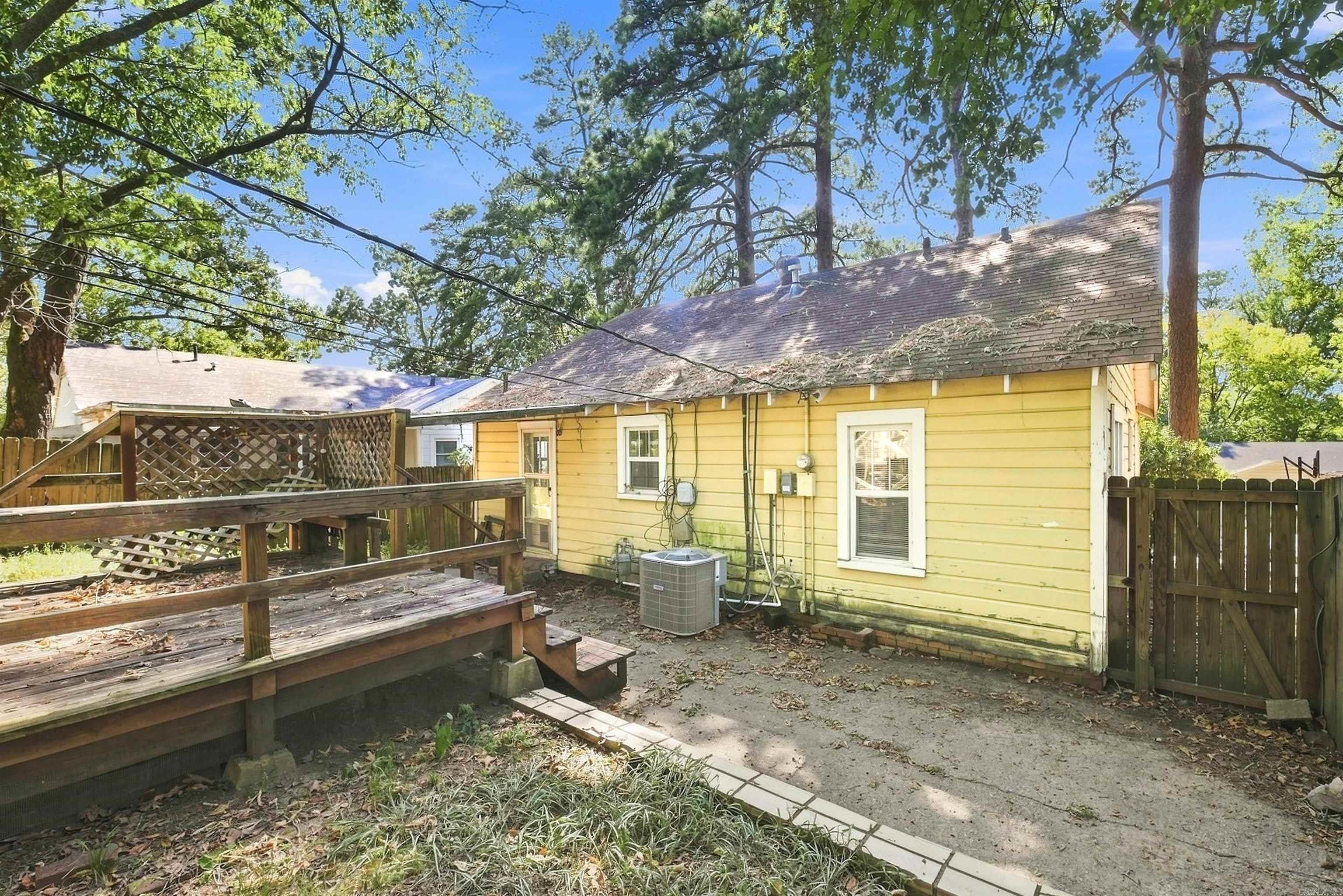 1809 S Buchanan  Little Rock, AR