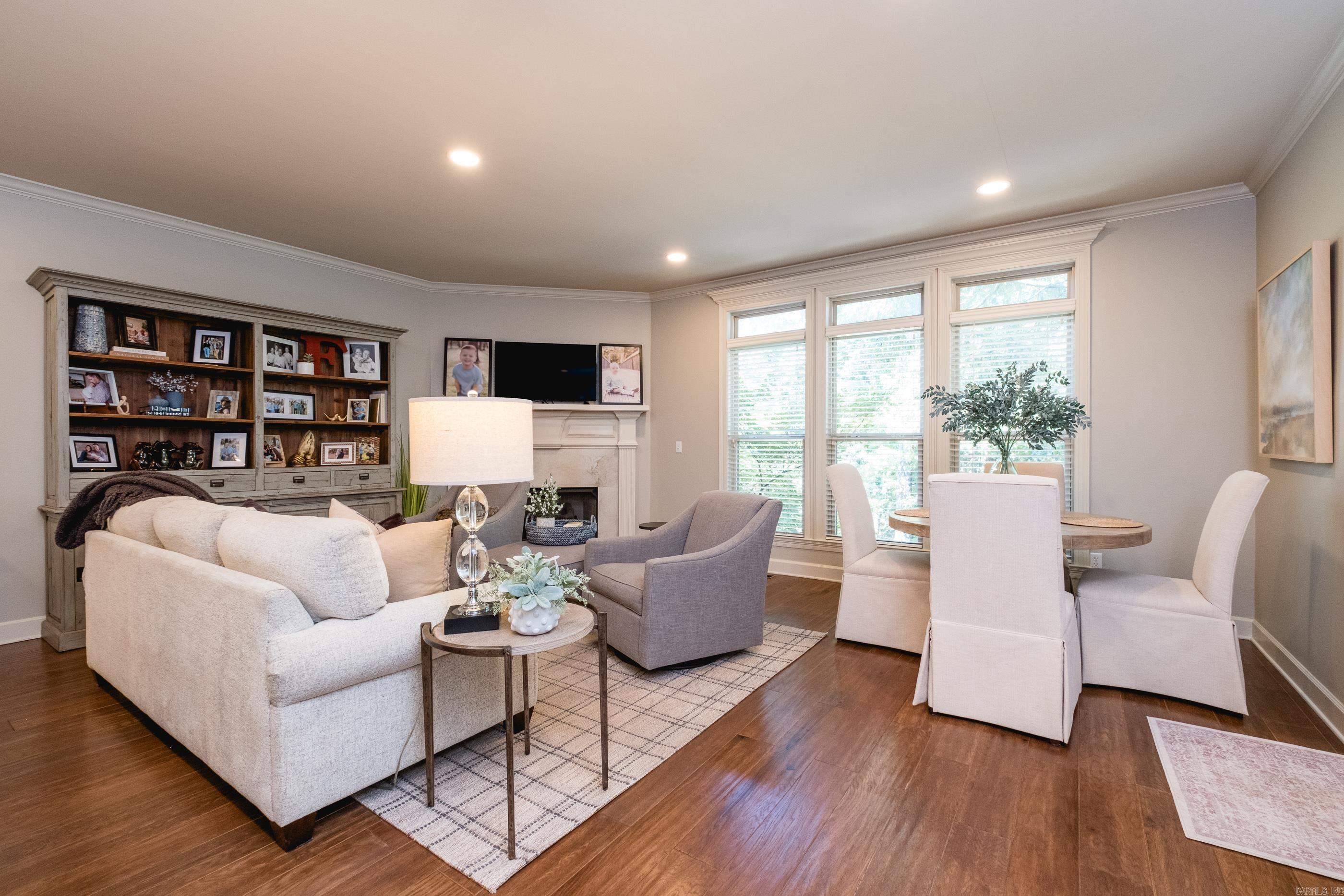 136 Manitou  Maumelle, AR