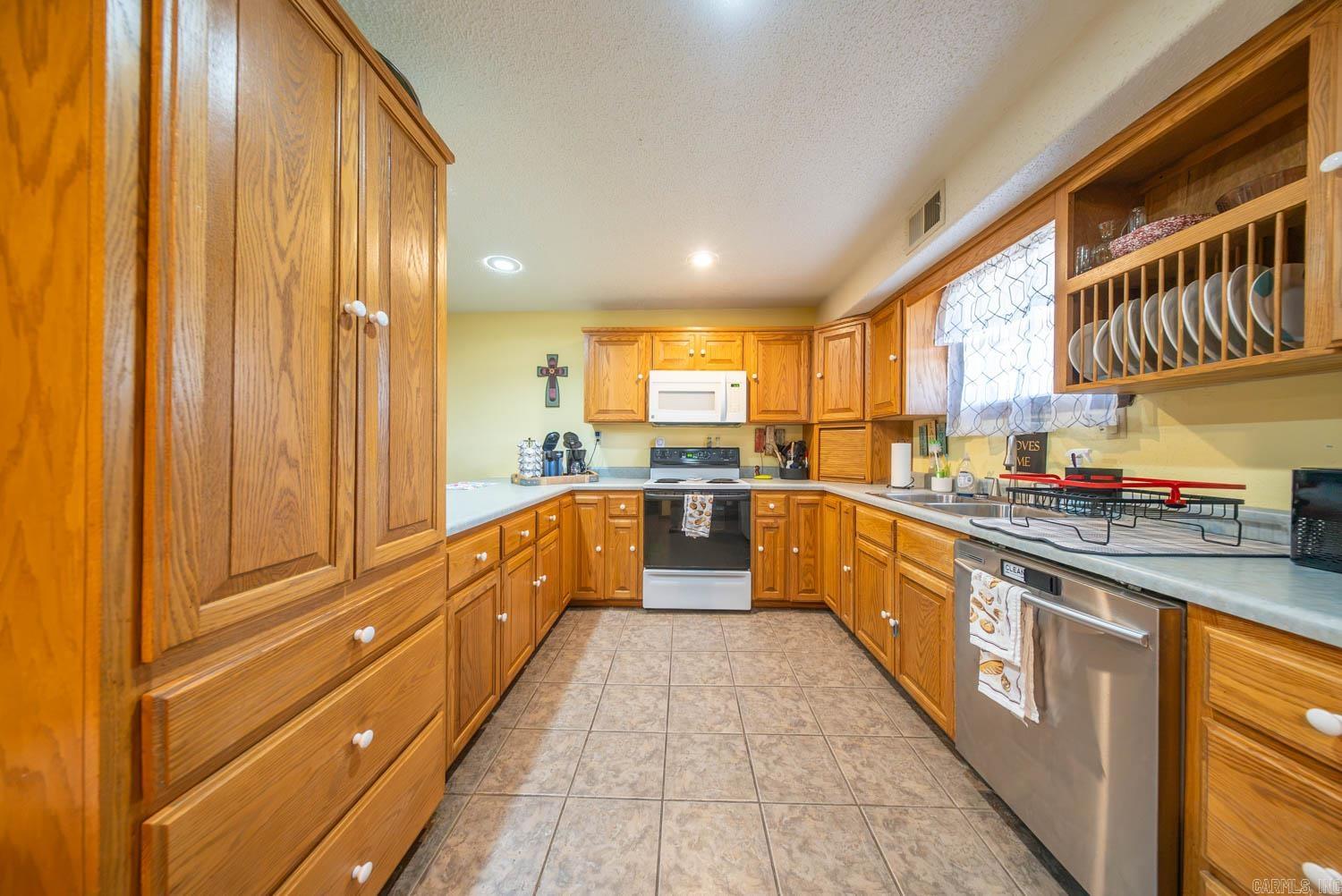 11092 Highway 9  Mammoth Spring, AR