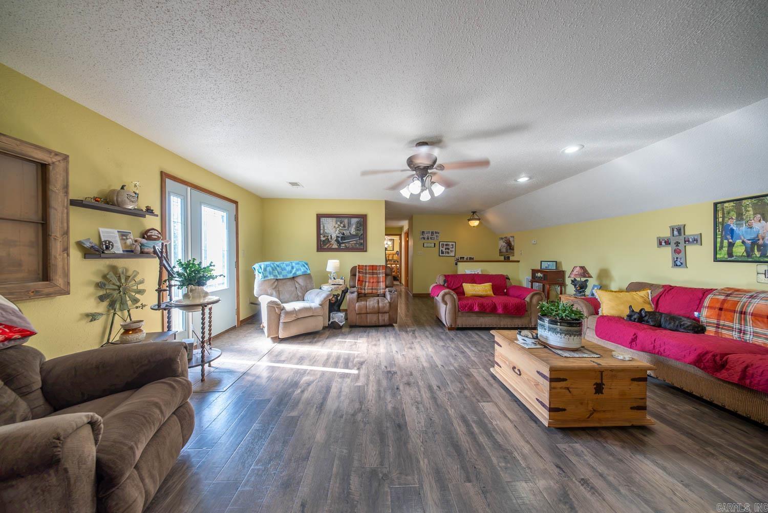 11092 Highway 9  Mammoth Spring, AR