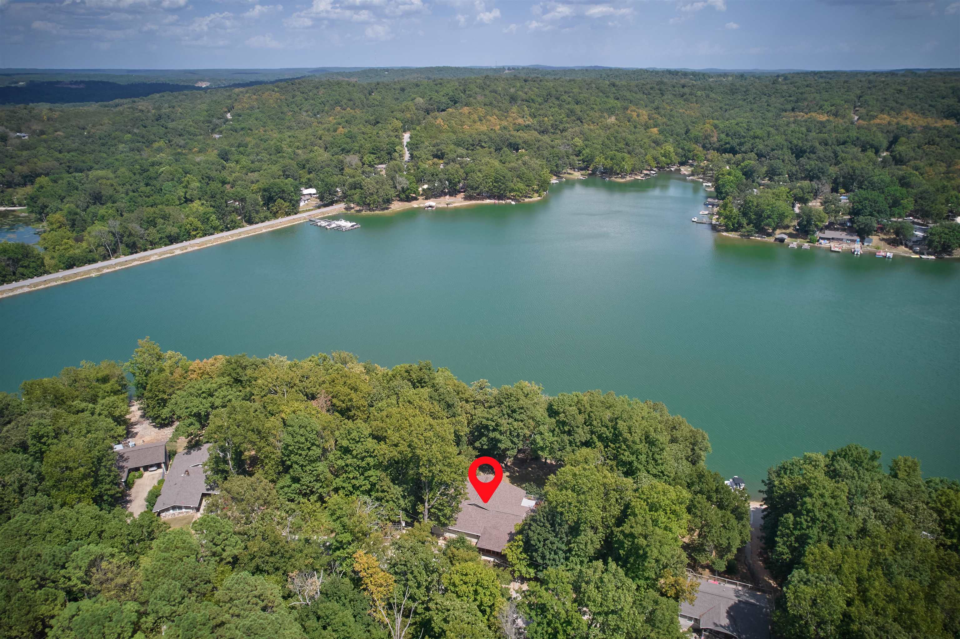 117 W Lakeshore Dr  Cherokee Village, AR