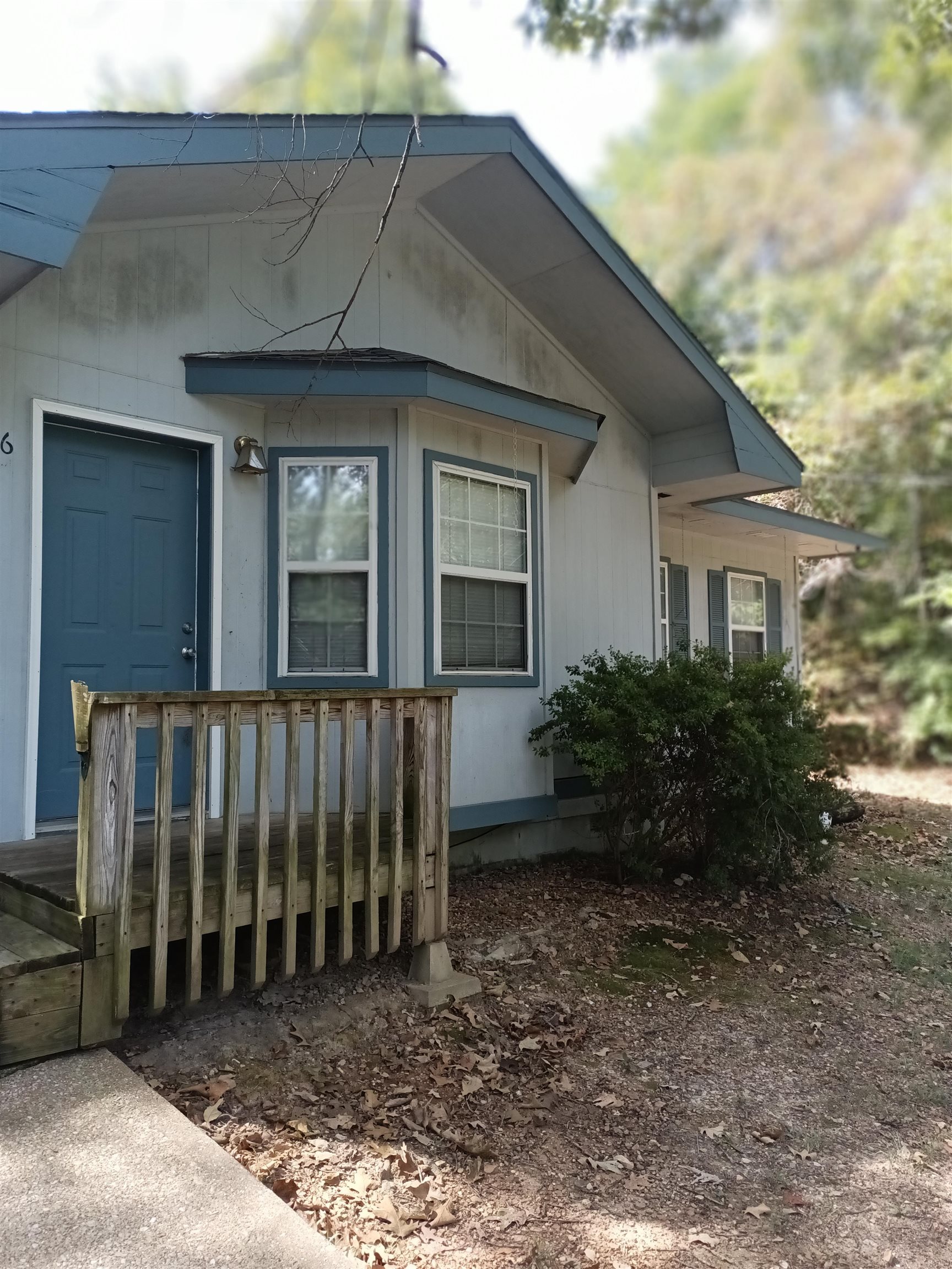 16 Navajo Dr  Cherokee Village, AR