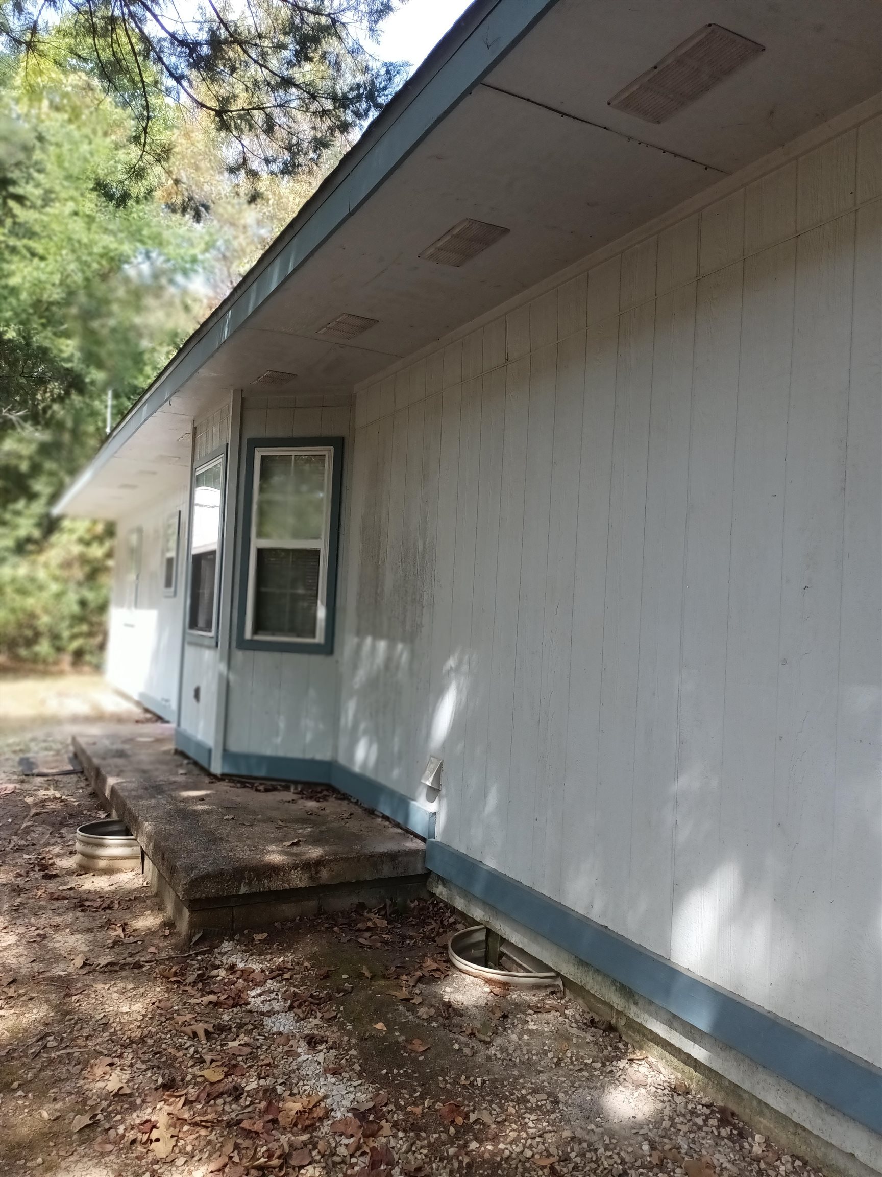 16 Navajo Dr  Cherokee Village, AR