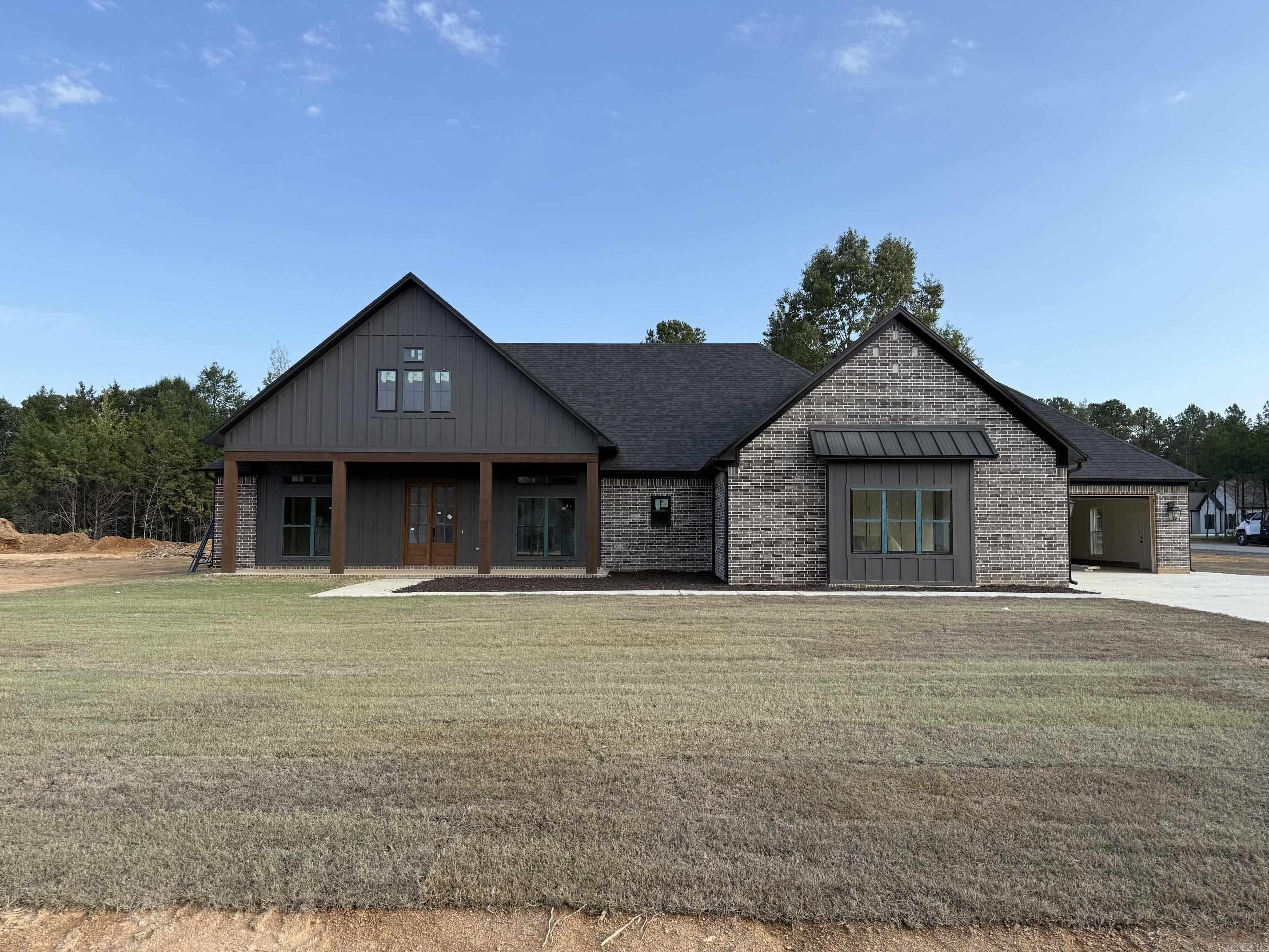 1 Grey Wolf Cove — exterior