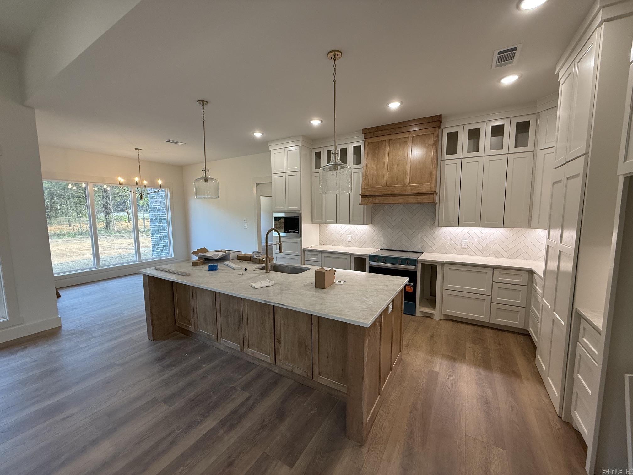 1 Grey Wolf Cove Greenbrier, AR 72058