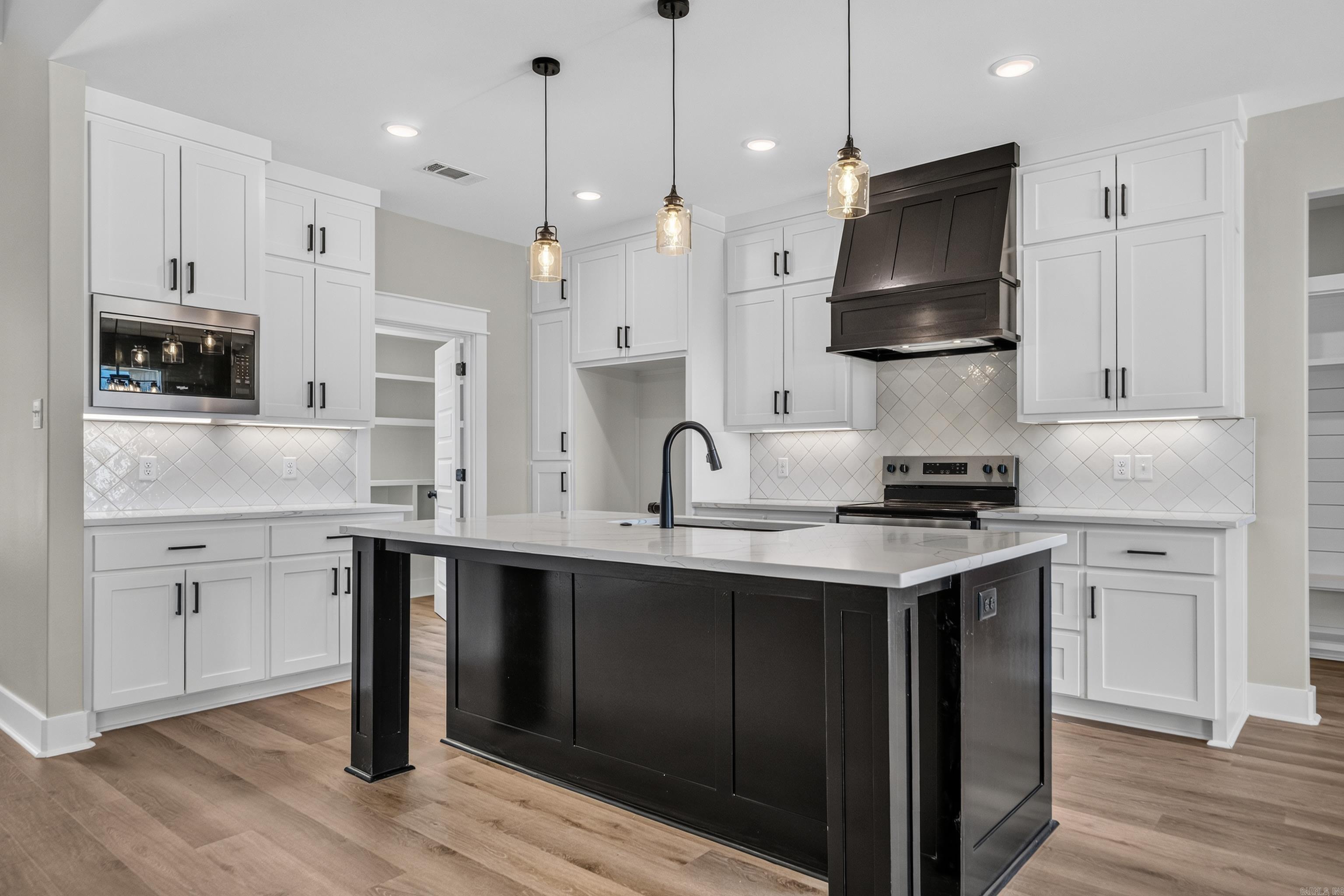 318 Walker  Sheridan, AR