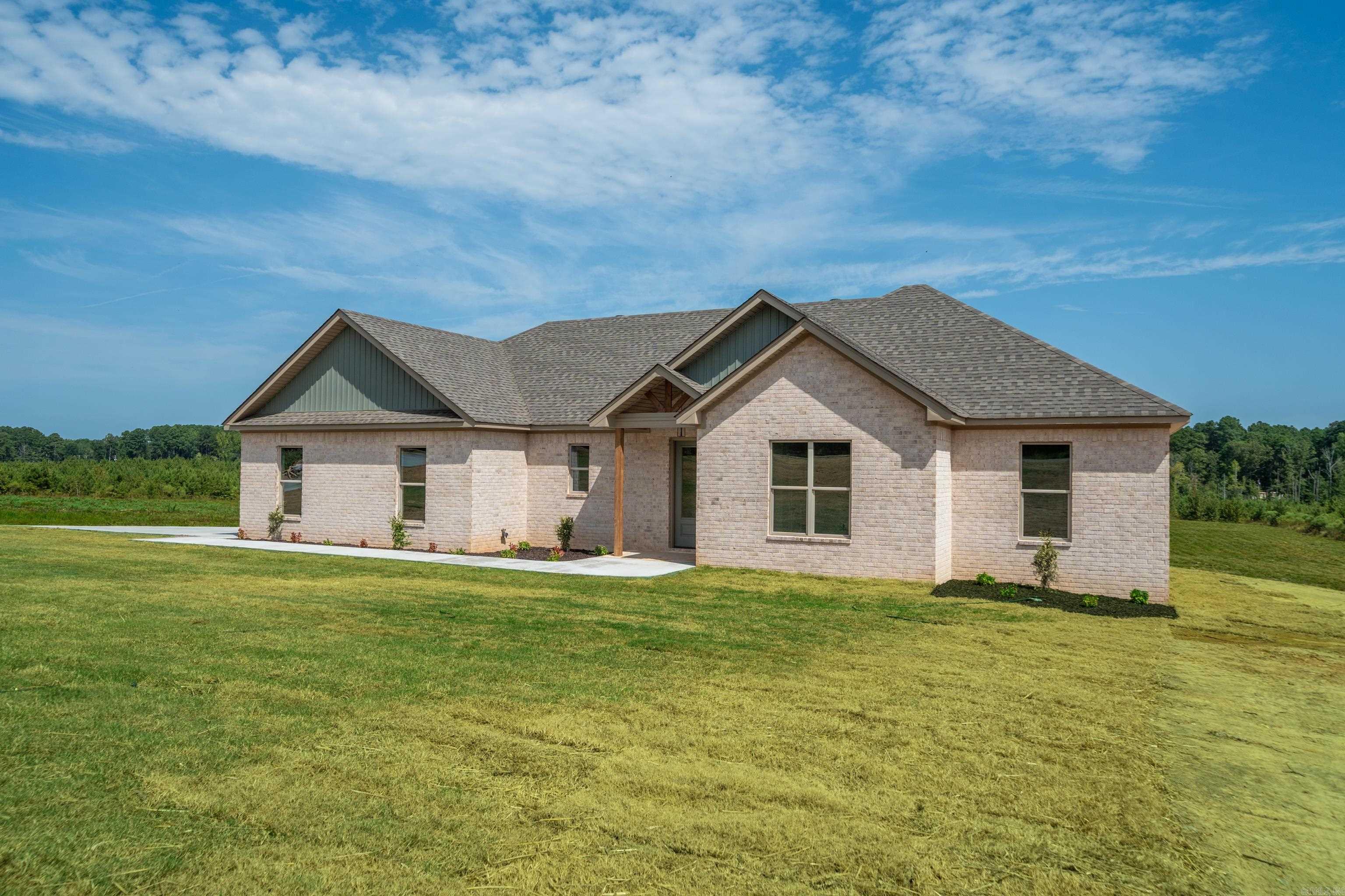 318 Walker  Sheridan, AR