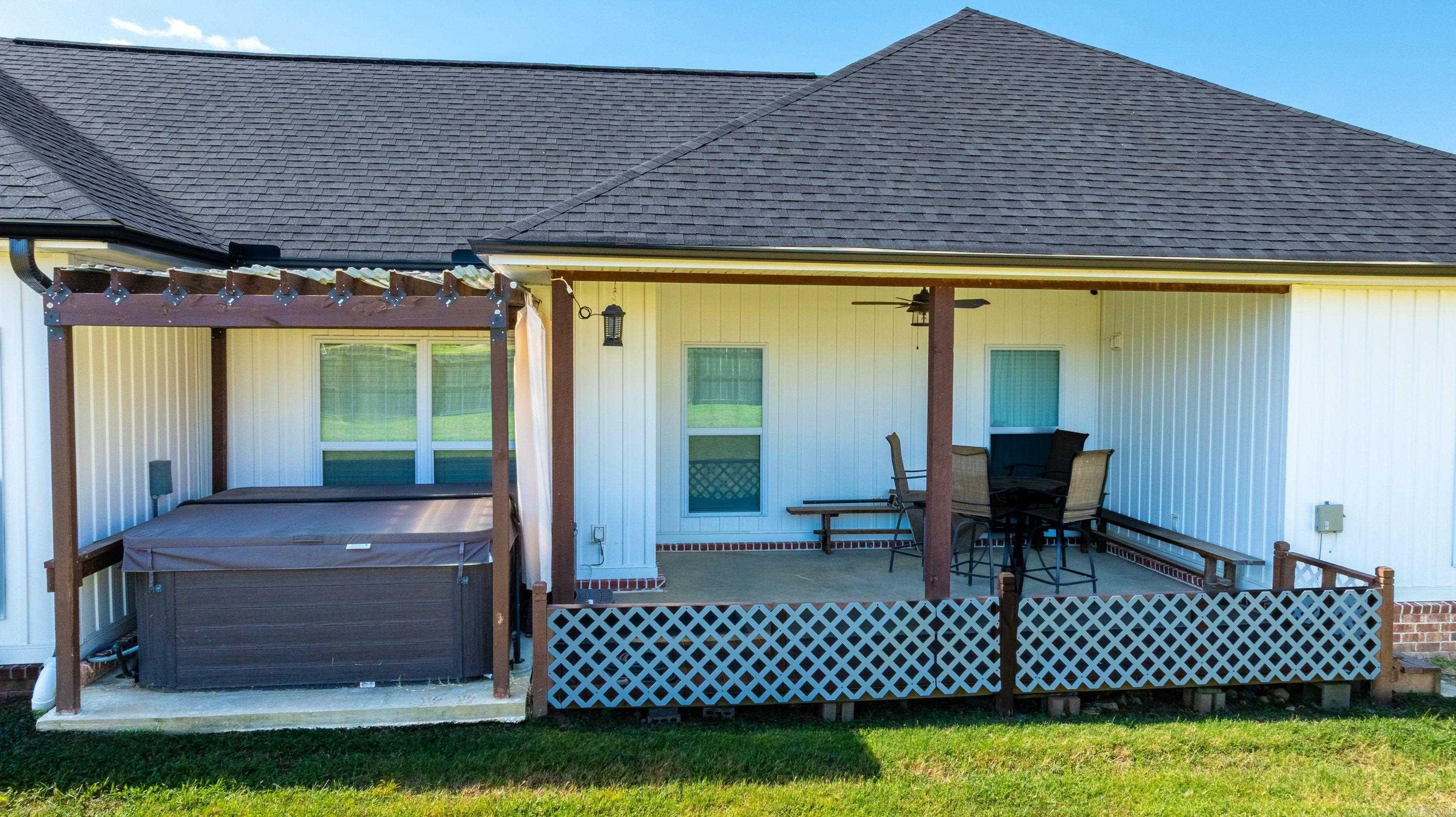 175 JL  Southside, AR