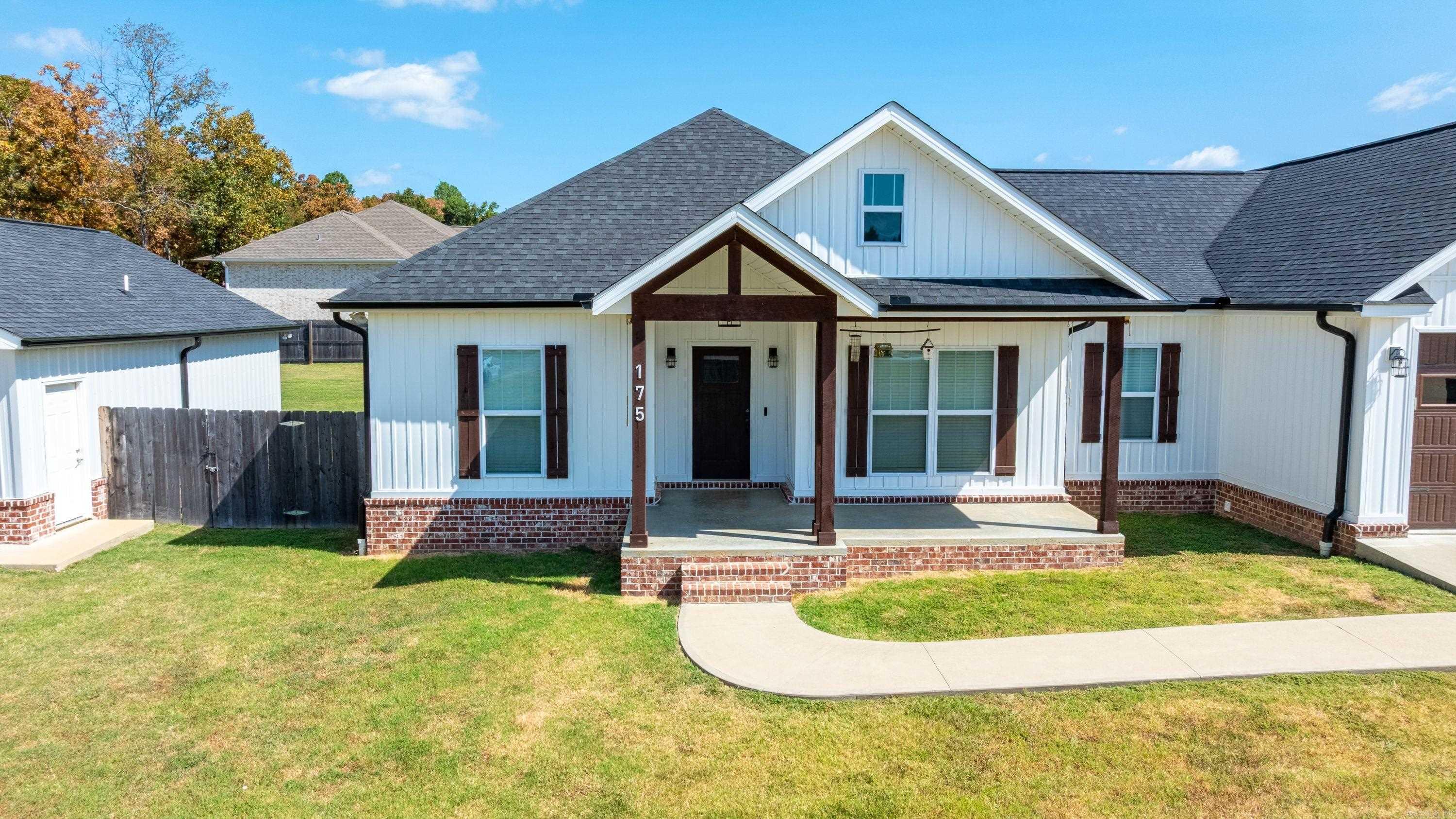 175 JL  Southside, AR