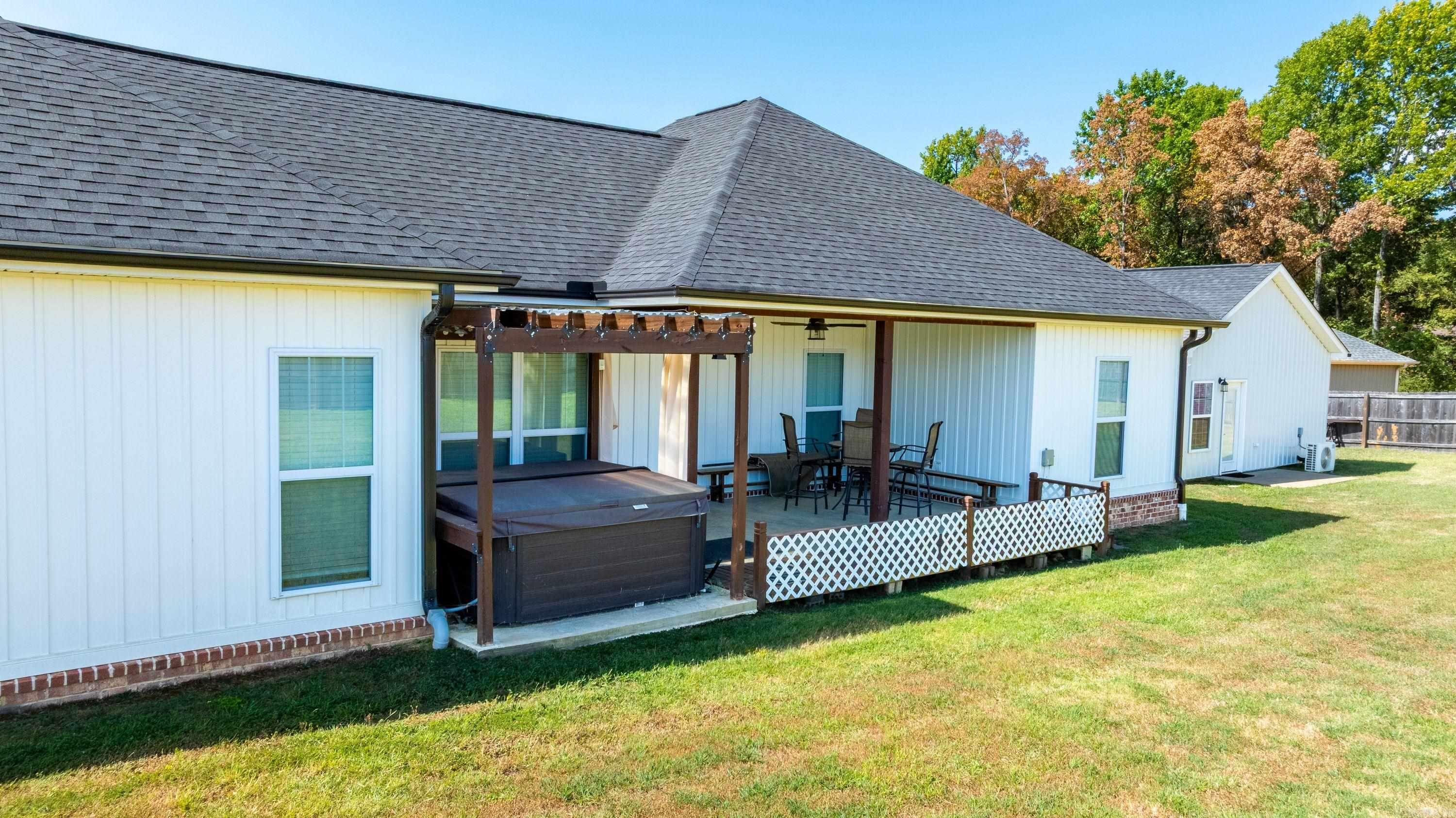 175 JL  Southside, AR