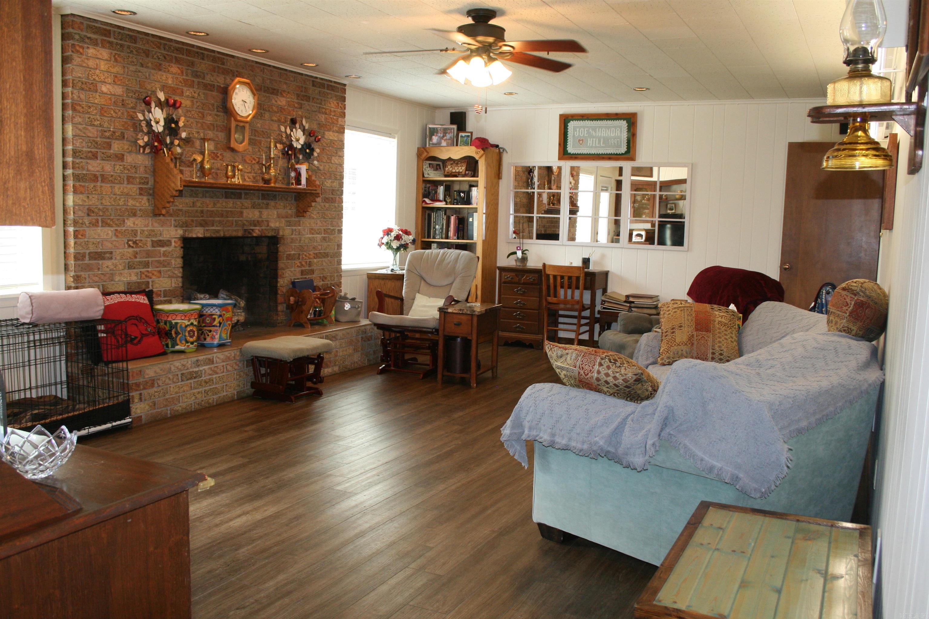 1402 Cedar  Crossett, AR