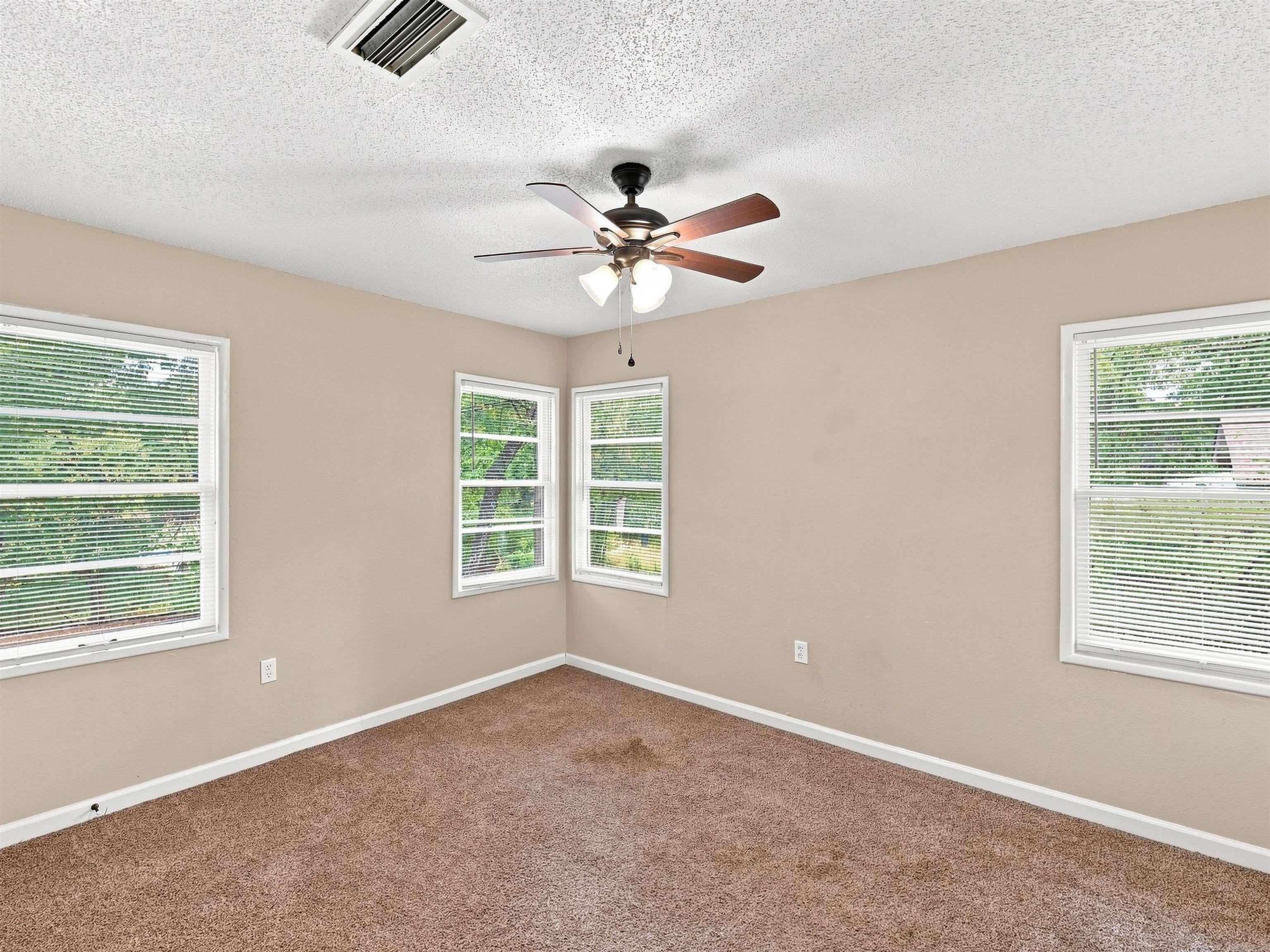 900 Washington  Little Rock, AR