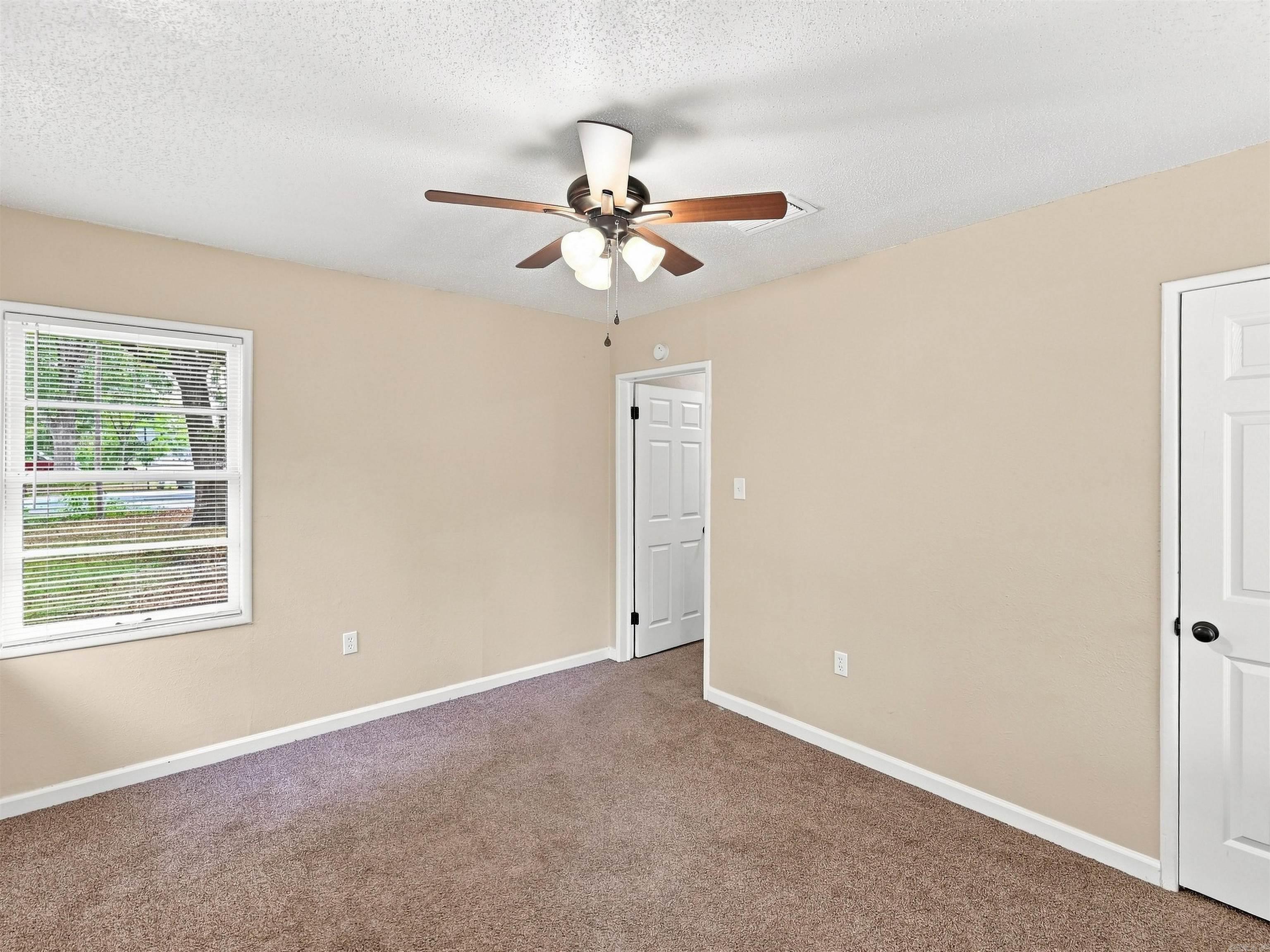 900 Washington  Little Rock, AR