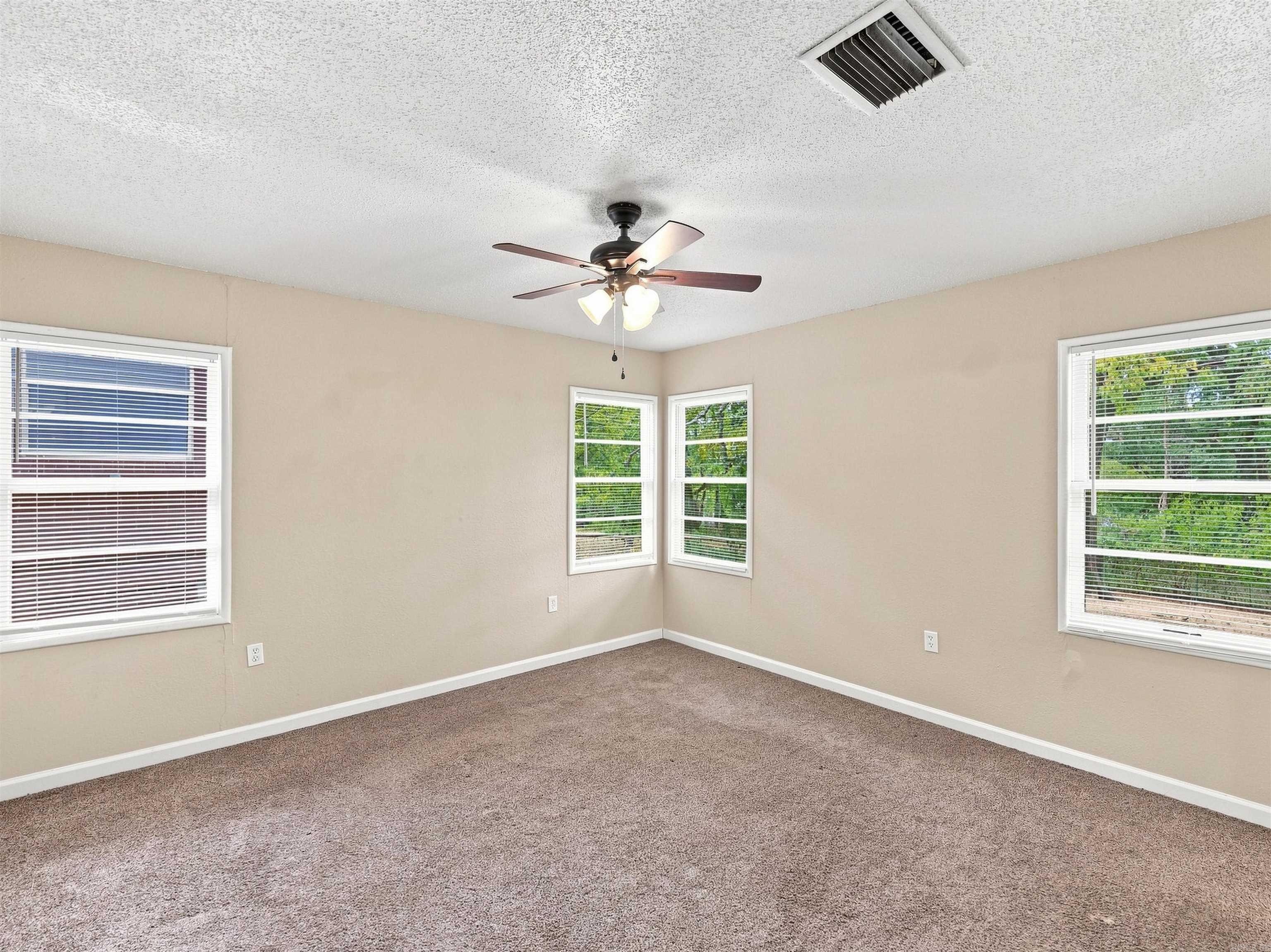 900 Washington  Little Rock, AR