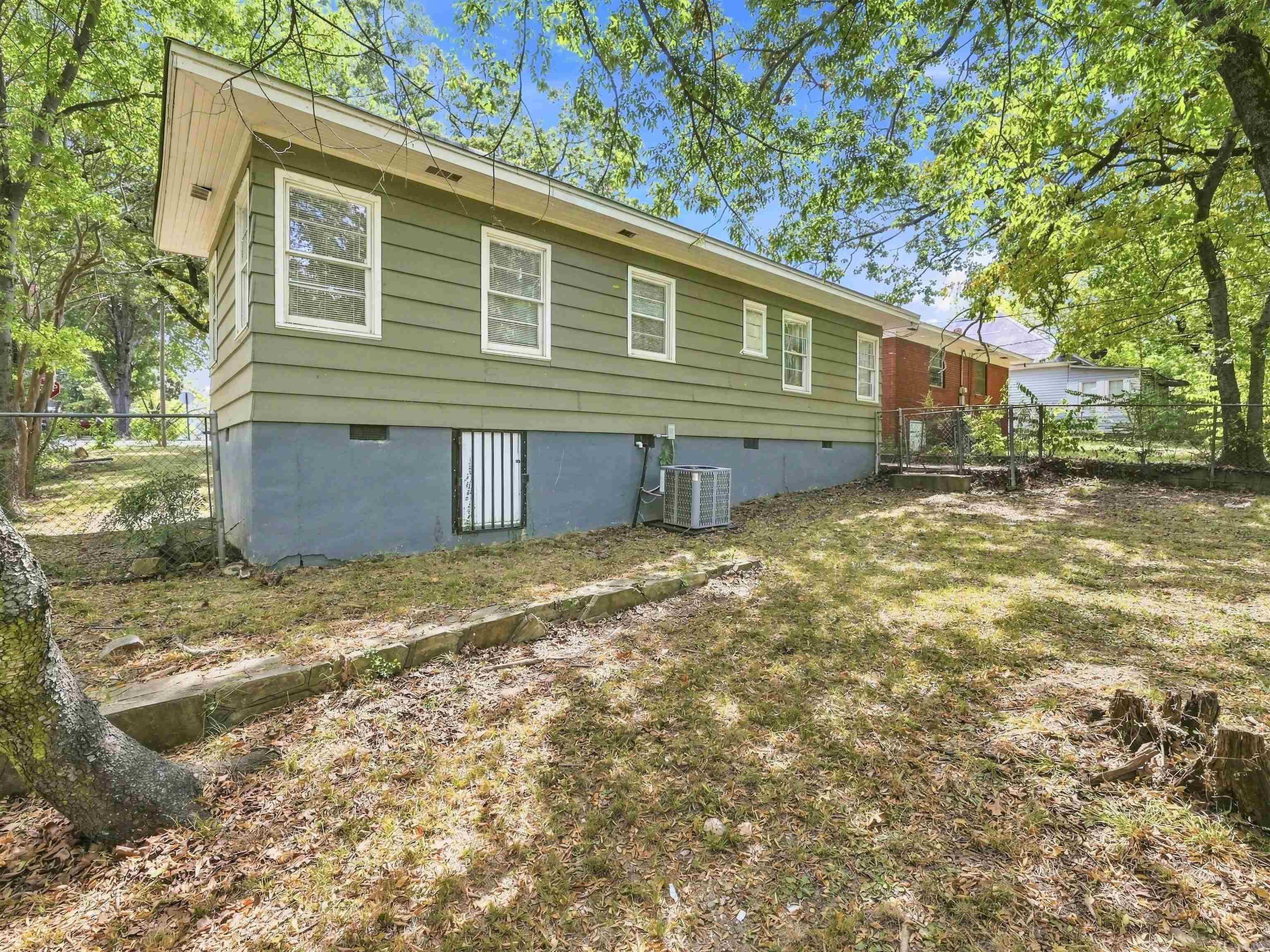 900 Washington  Little Rock, AR