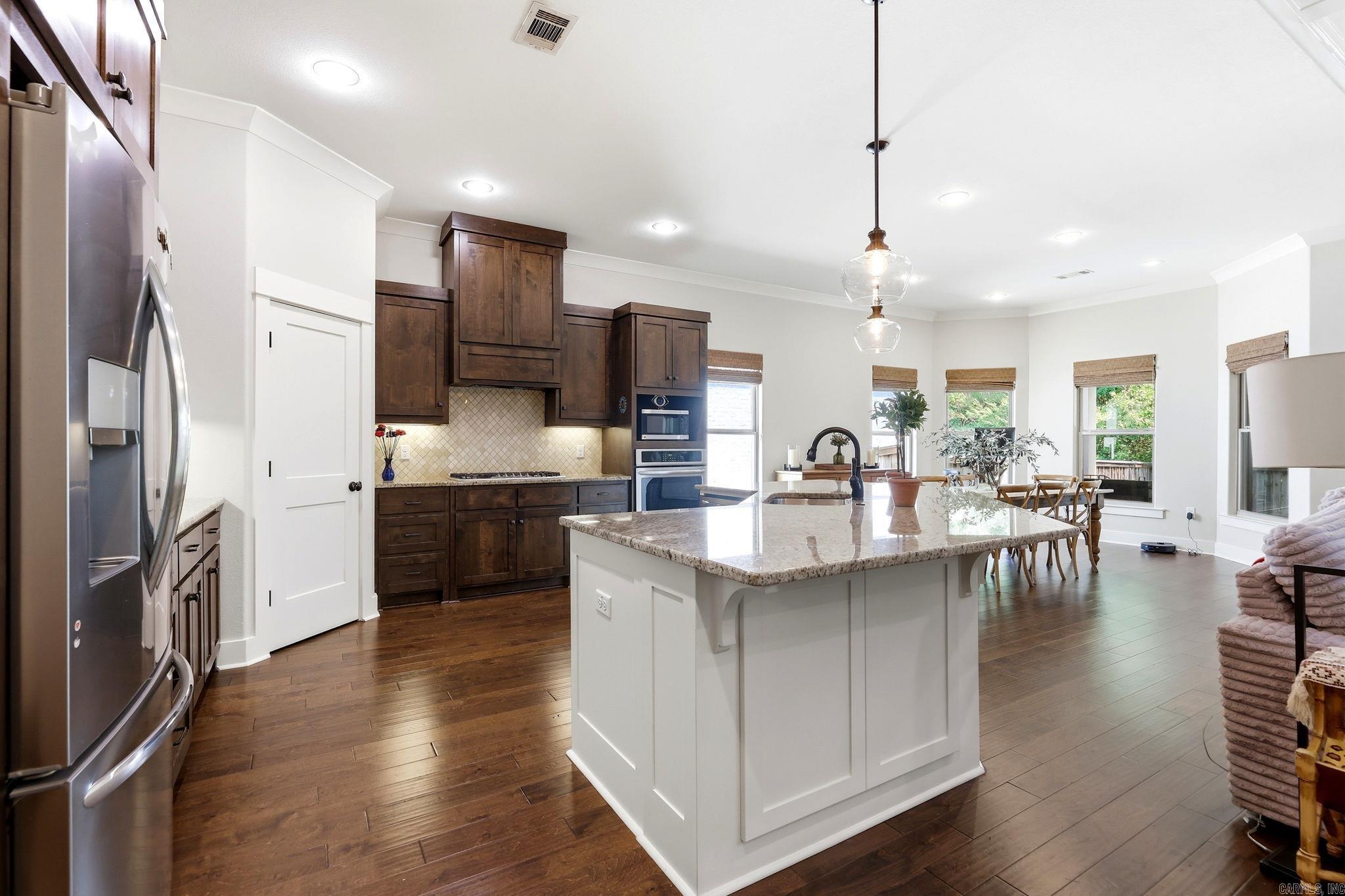 19 Waterside Drive  Little Rock, AR