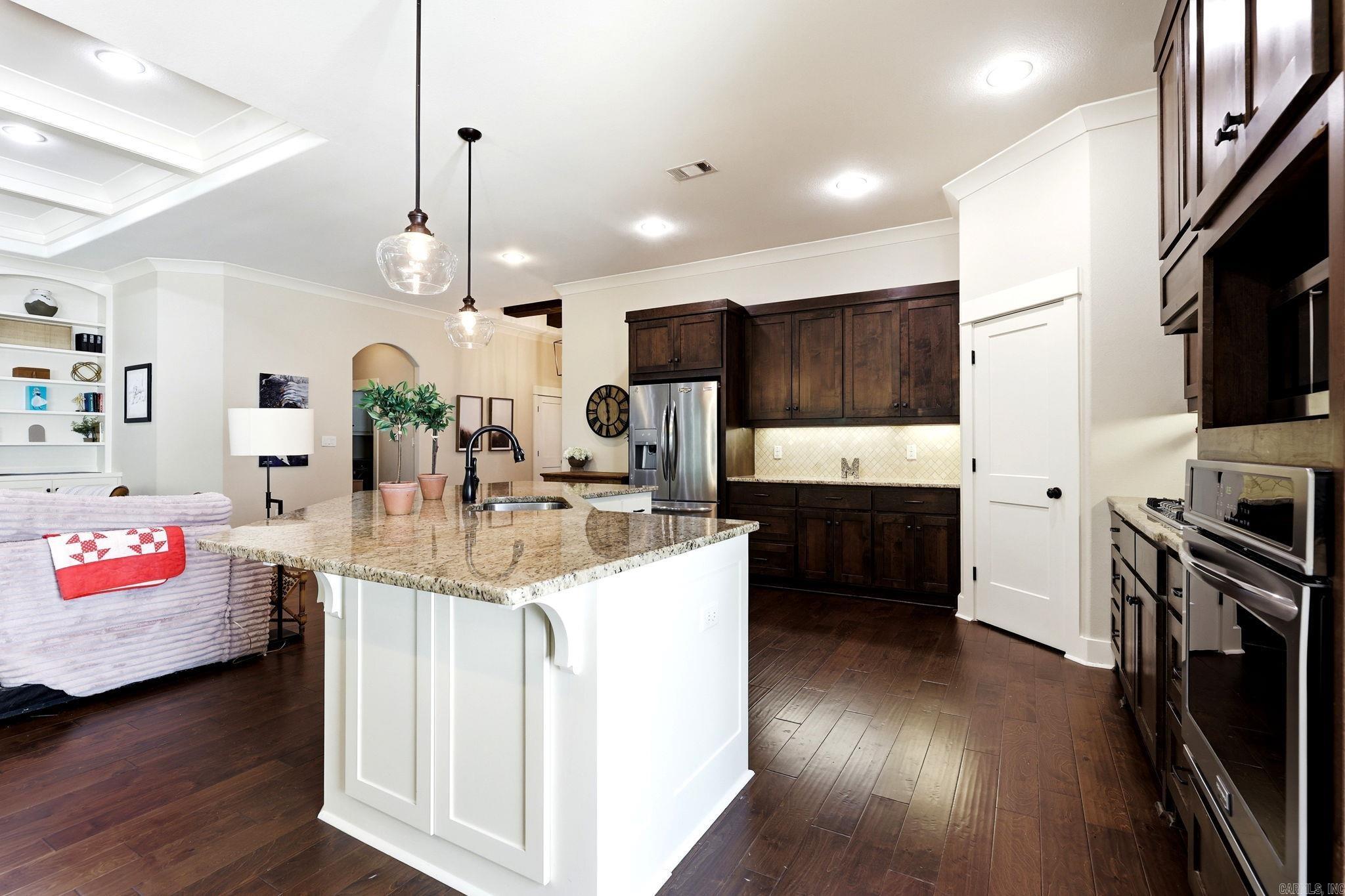 19 Waterside Drive  Little Rock, AR