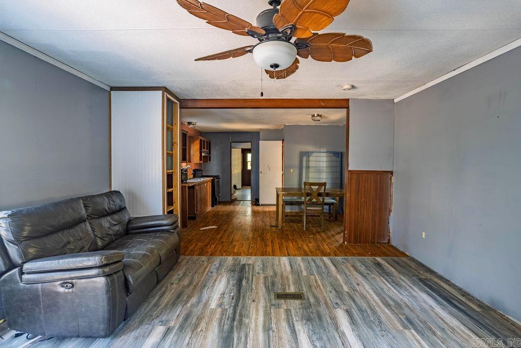 219 Arrowhead  Cave City, AR