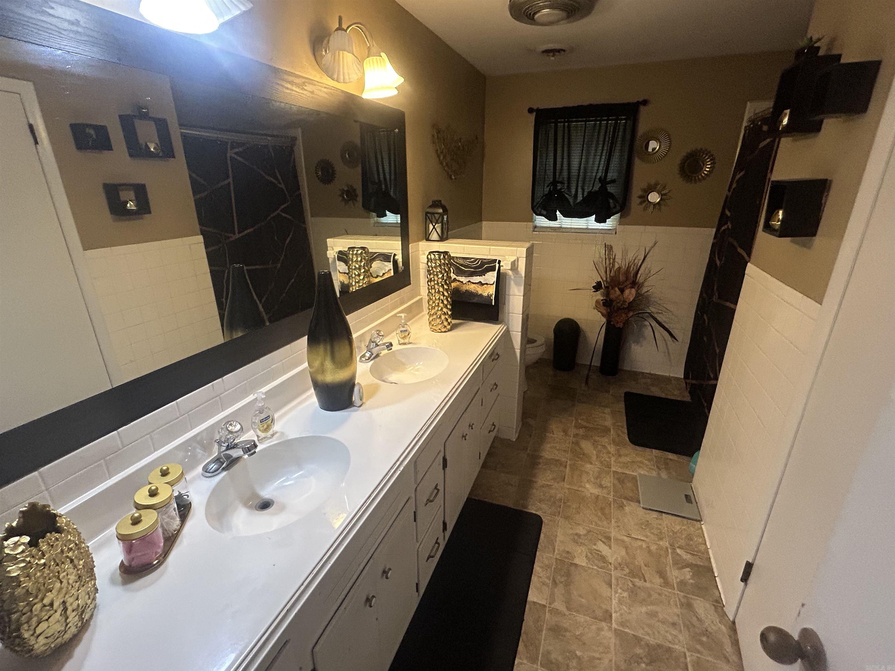 119 Cloverdale  Searcy, AR