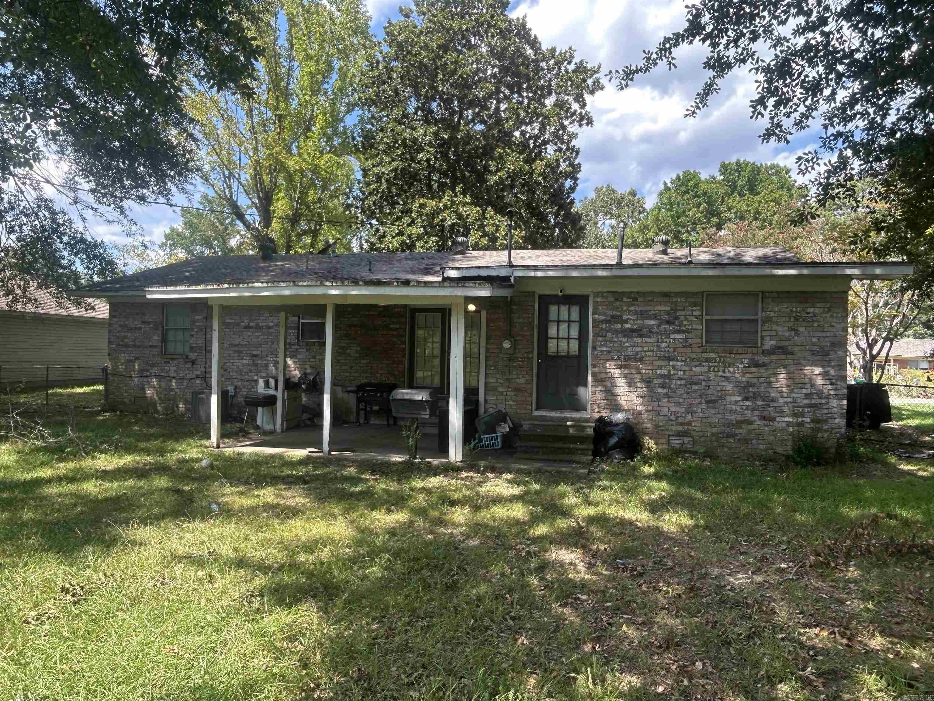 119 Cloverdale  Searcy, AR