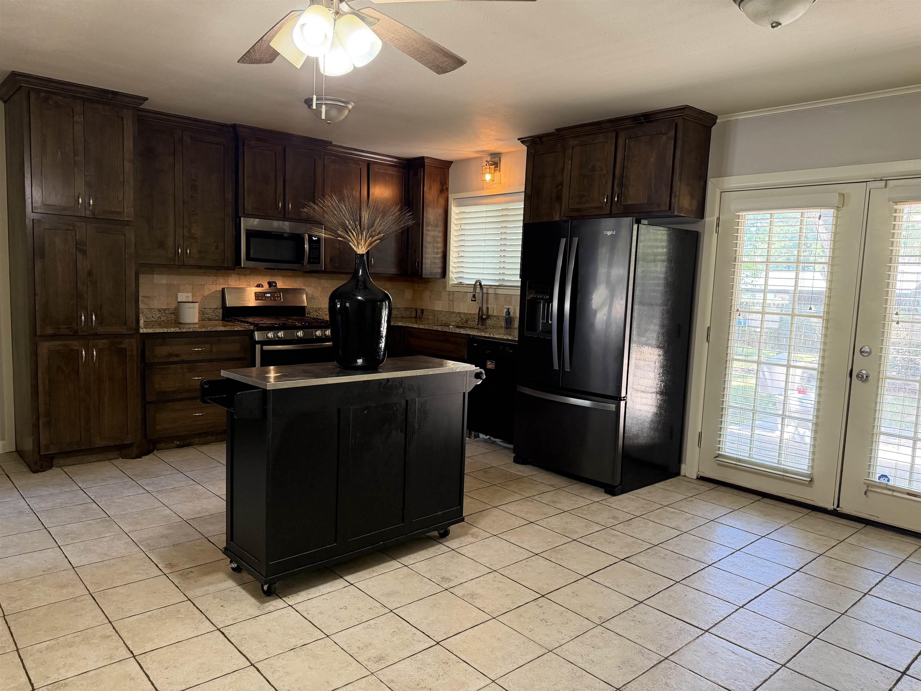 1309 Donaghey  Conway, AR
