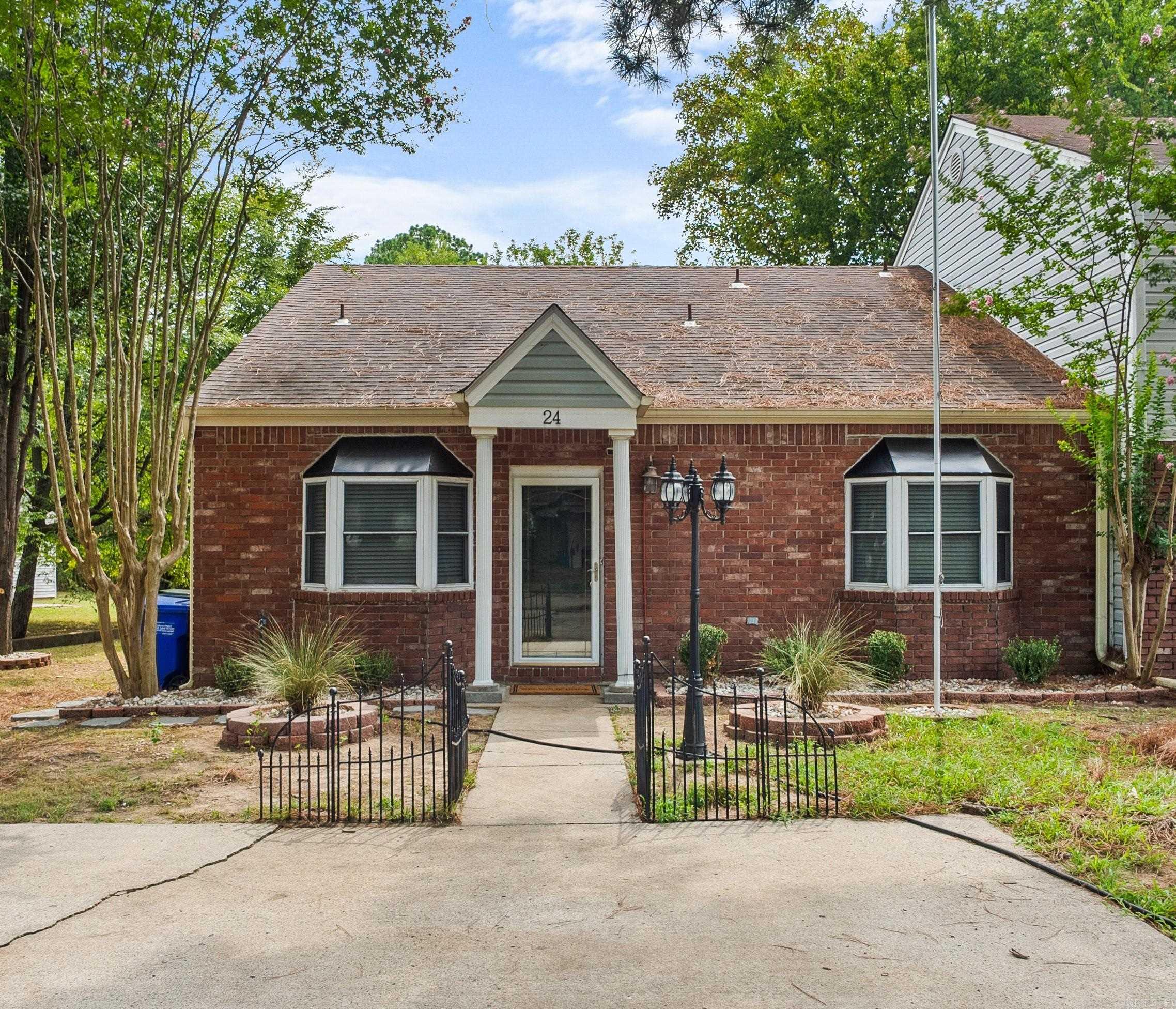 24  Brierwood  Conway, AR