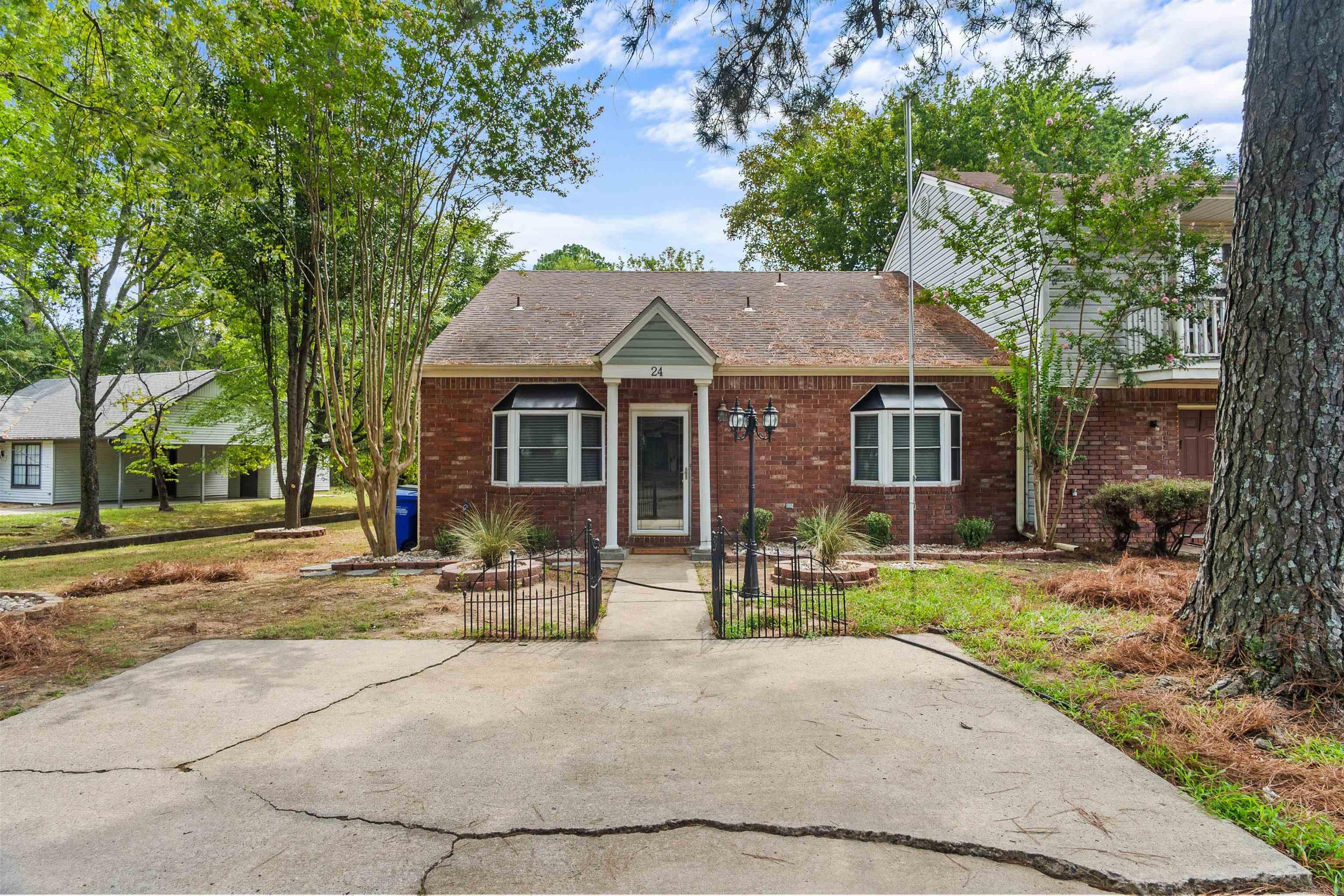 24 Brierwood  Conway, AR