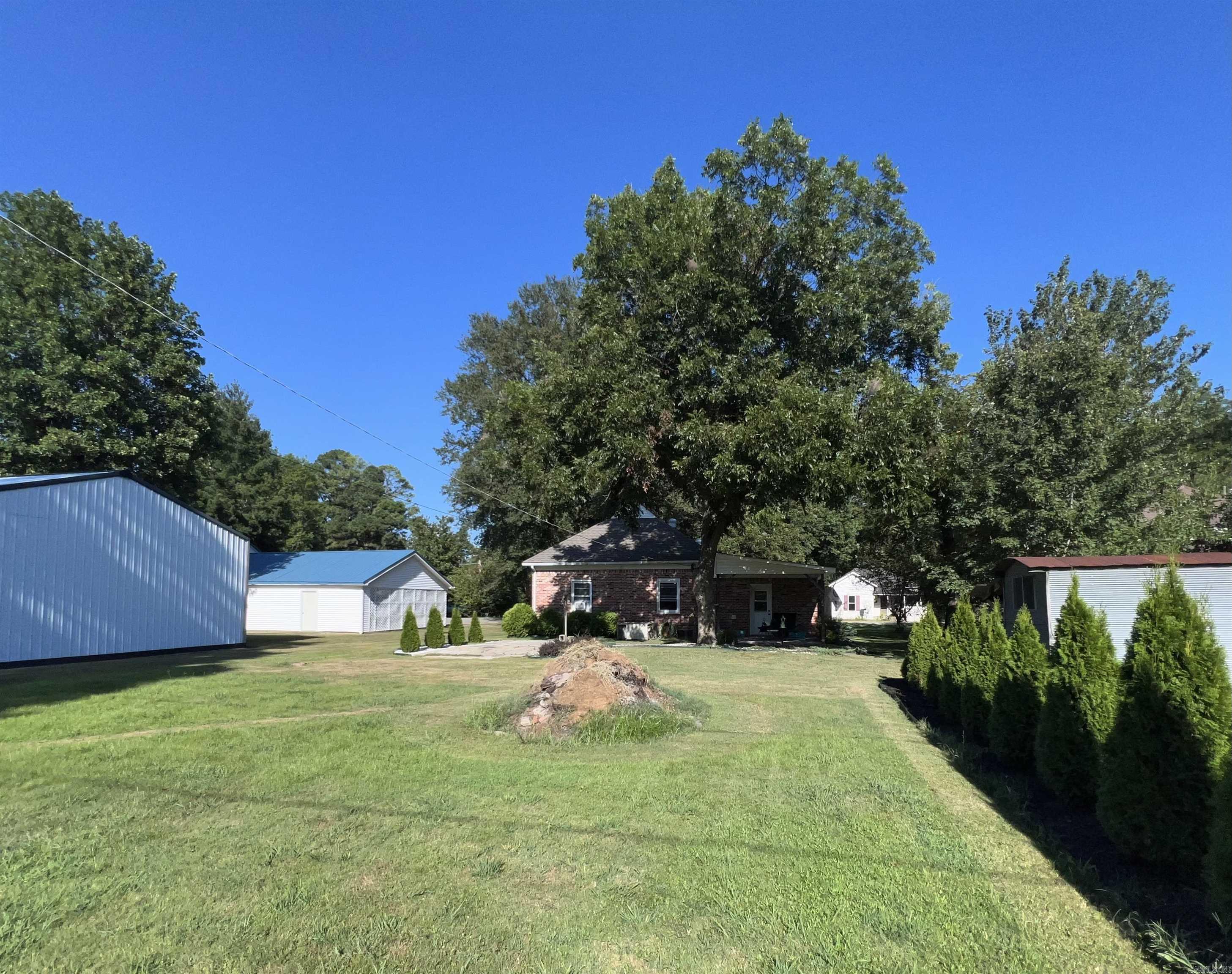 260 N Monroe  Piggott, AR