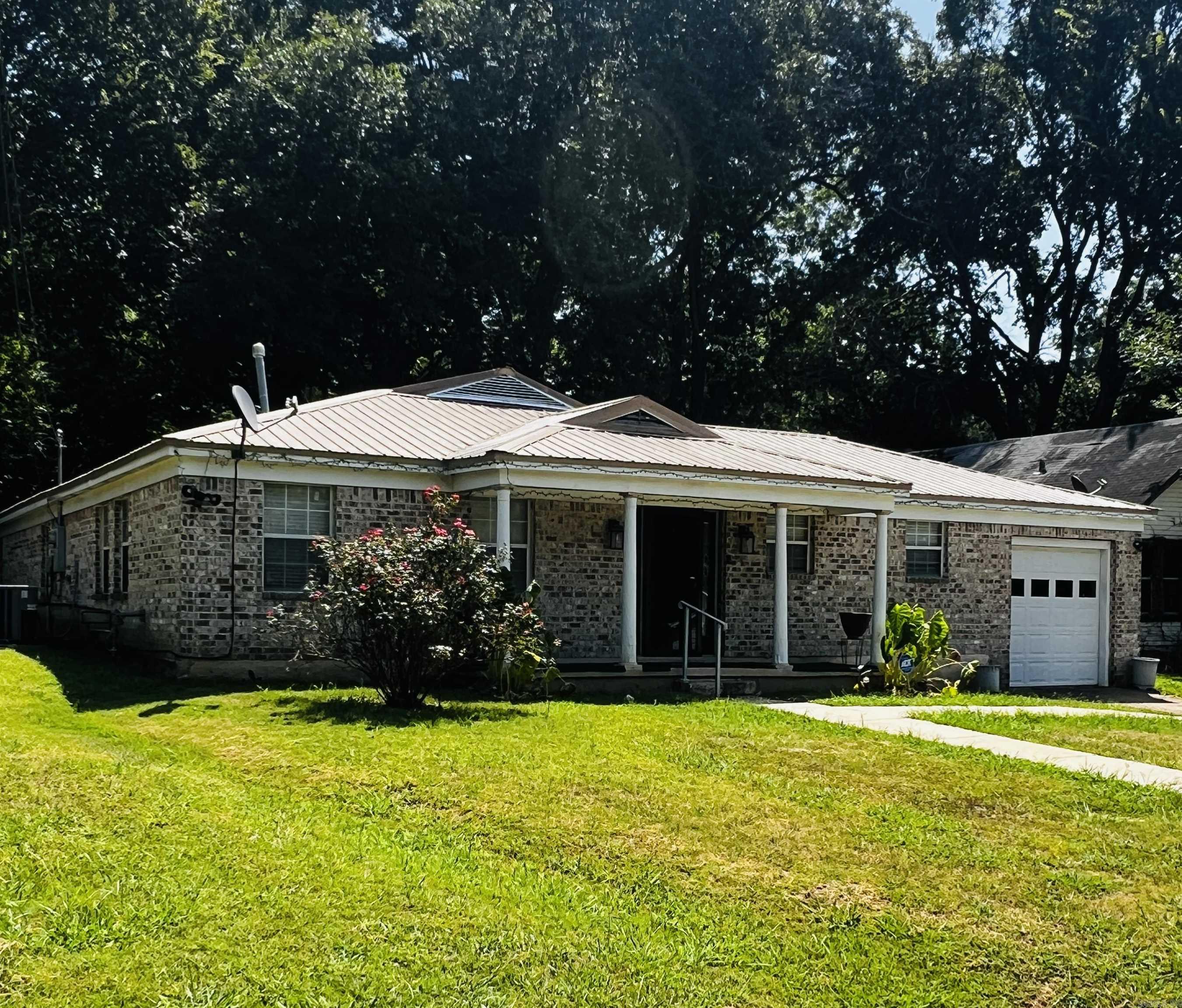 304 N Tenth  West Helena, AR