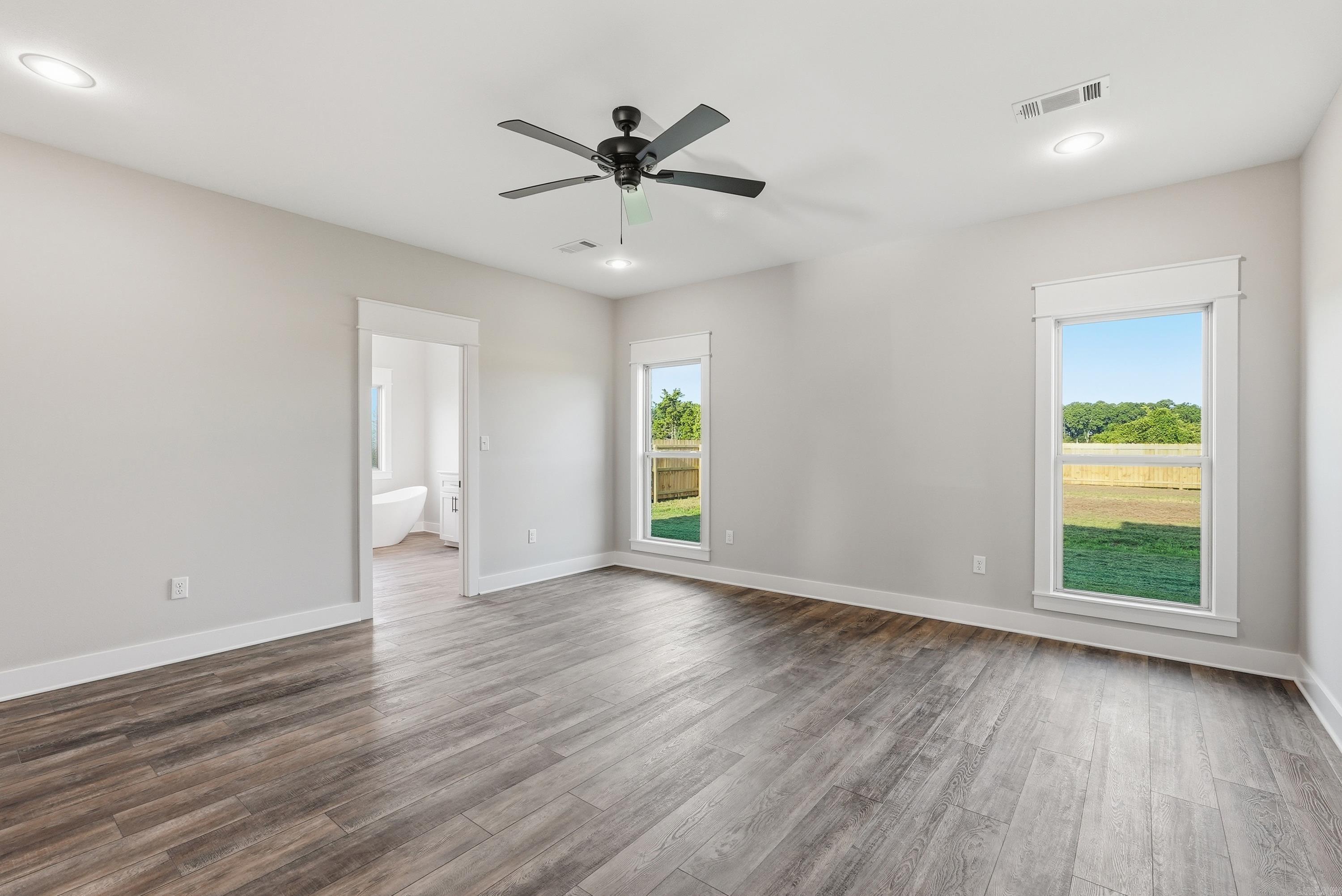 26 Sunny  Morrilton, AR