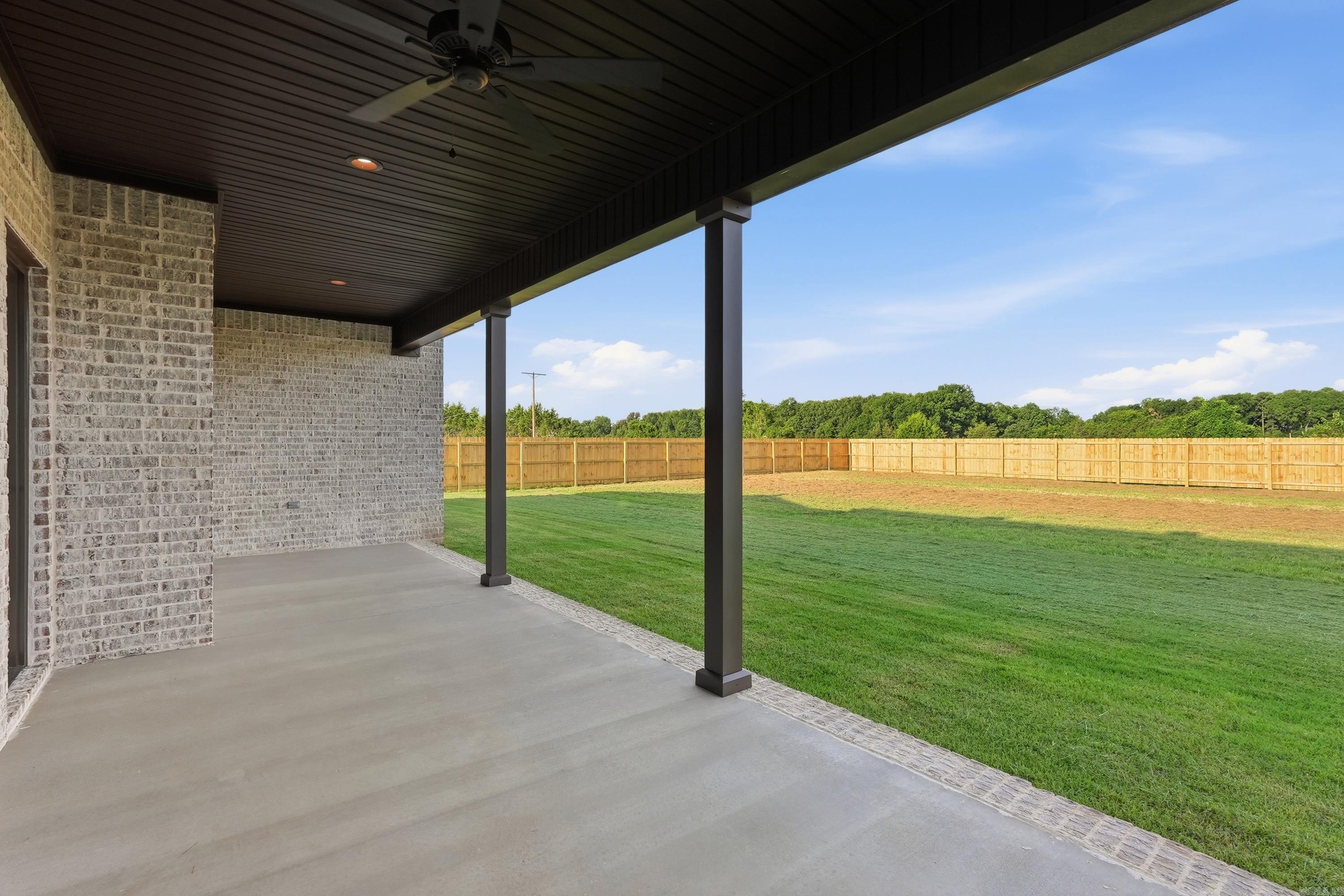 26 Sunny  Morrilton, AR