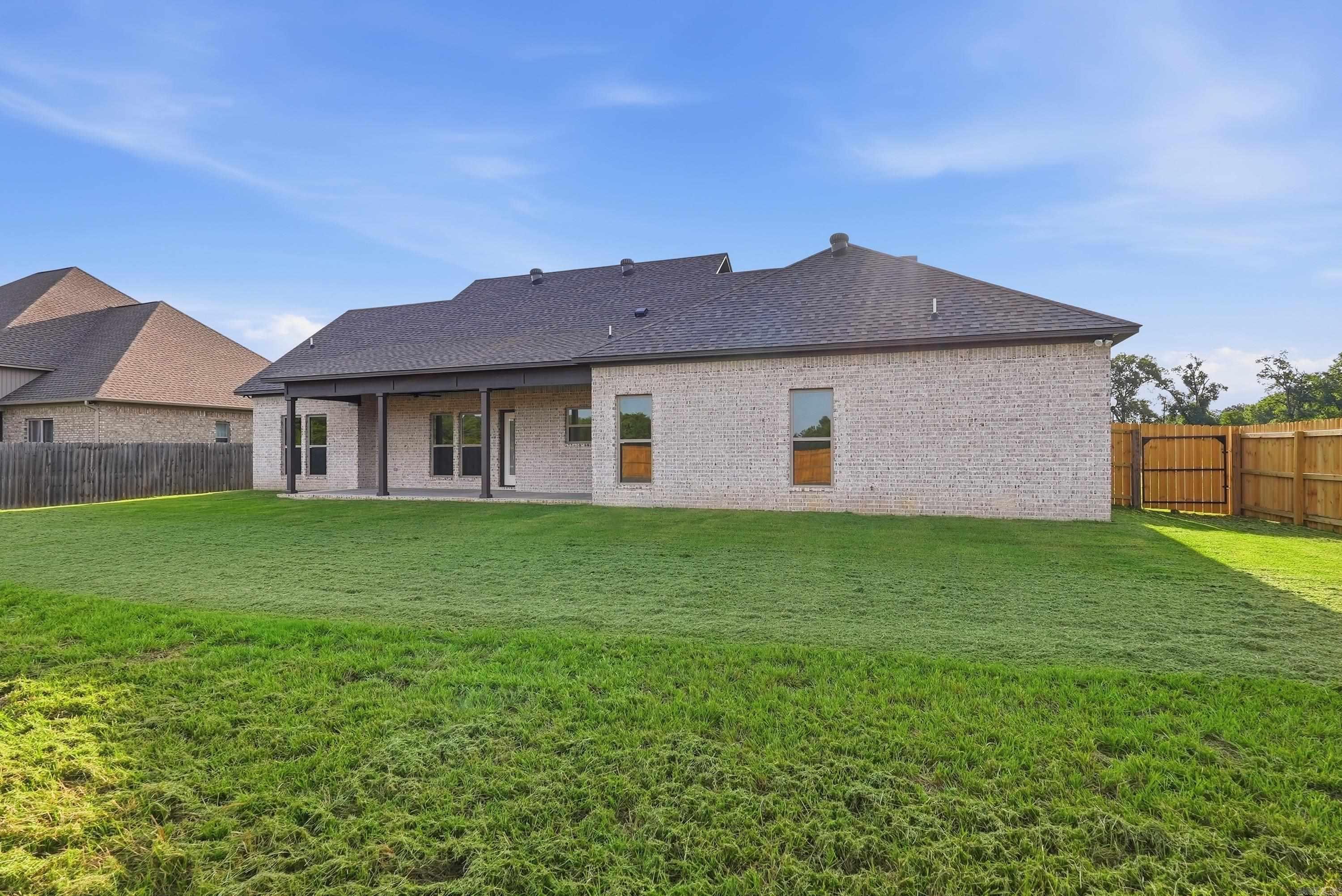 26 Sunny  Morrilton, AR