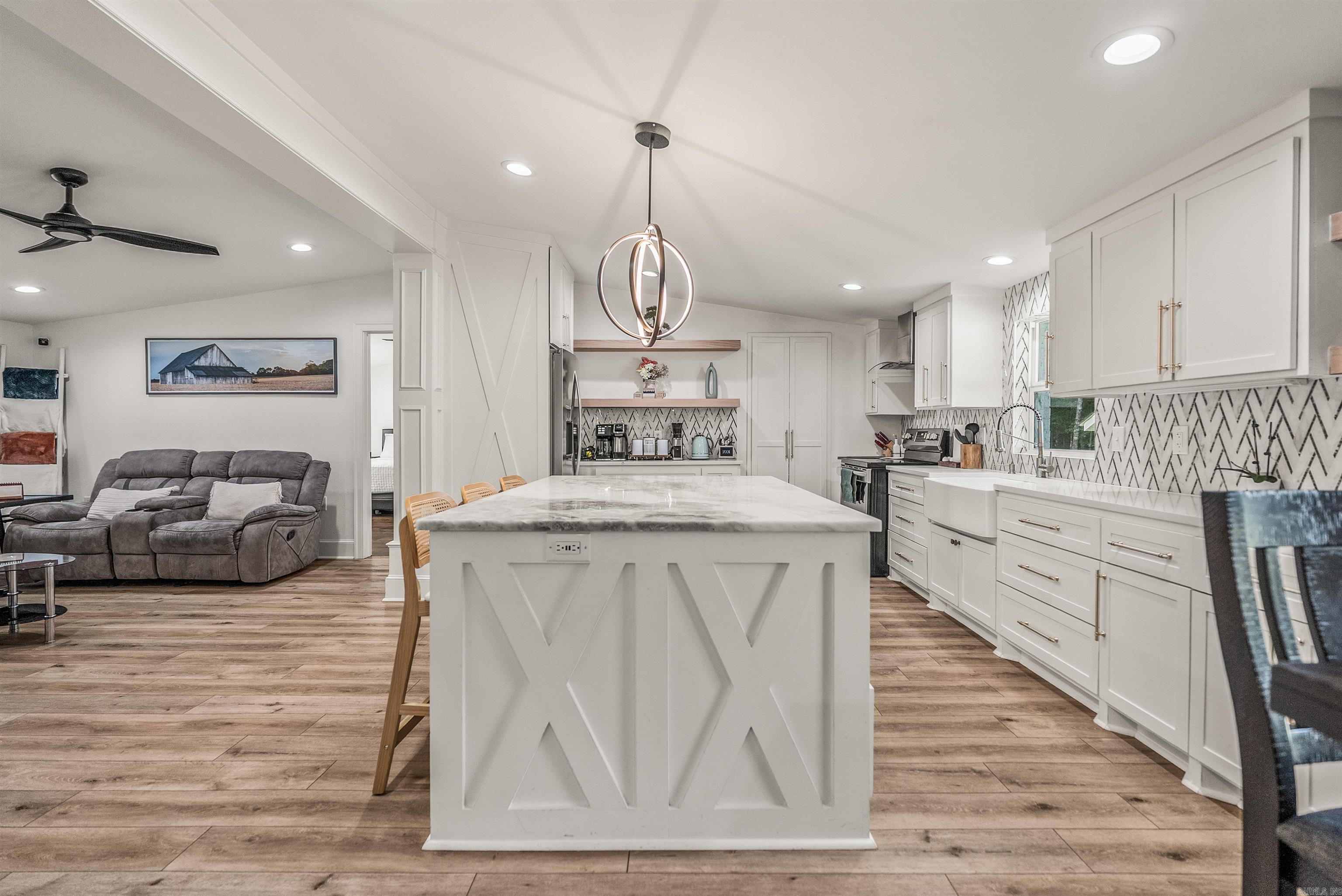 37 Serendipity Dr  Houston, AR