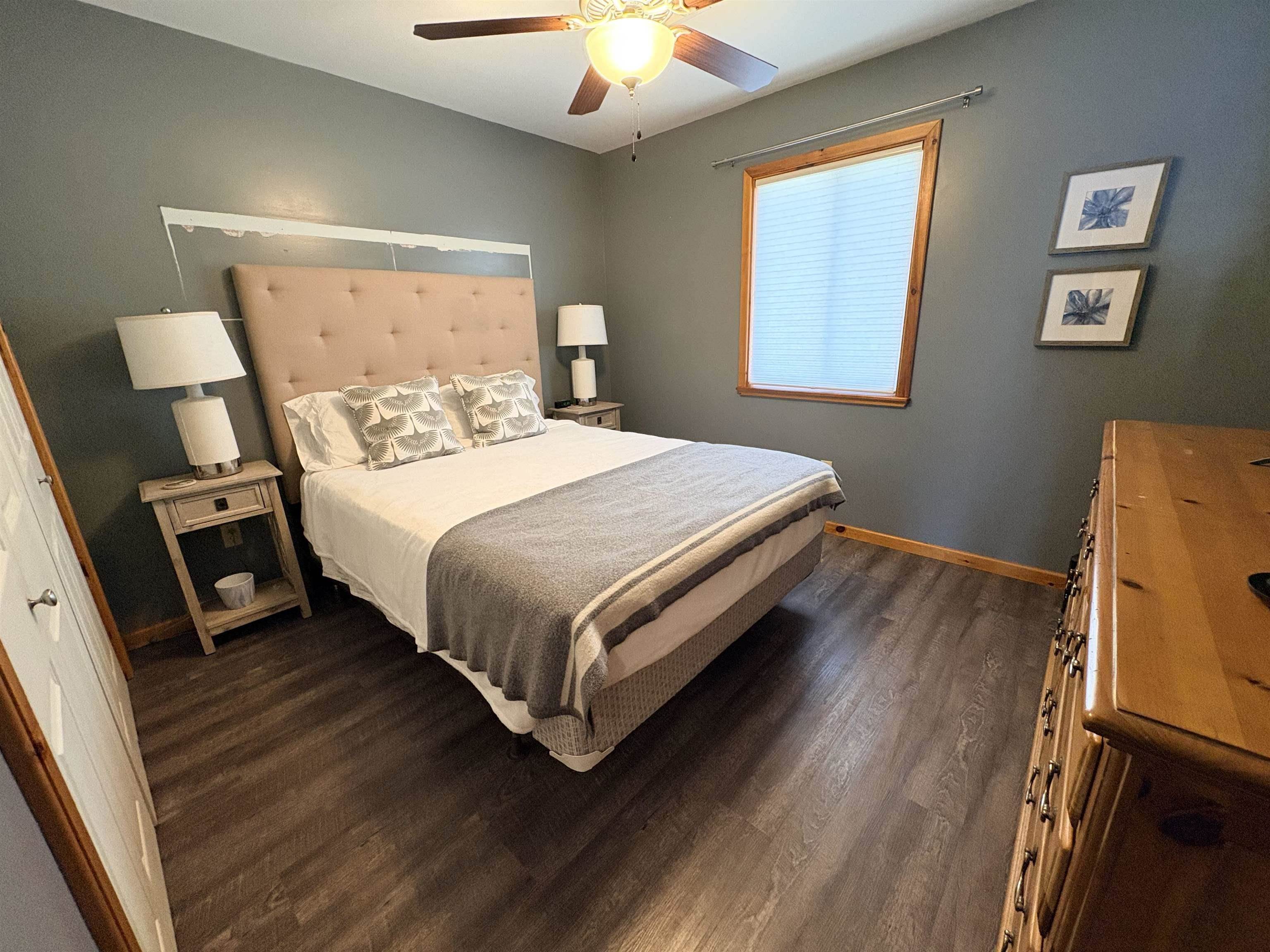 3 Hosti  Cherokee Village, AR