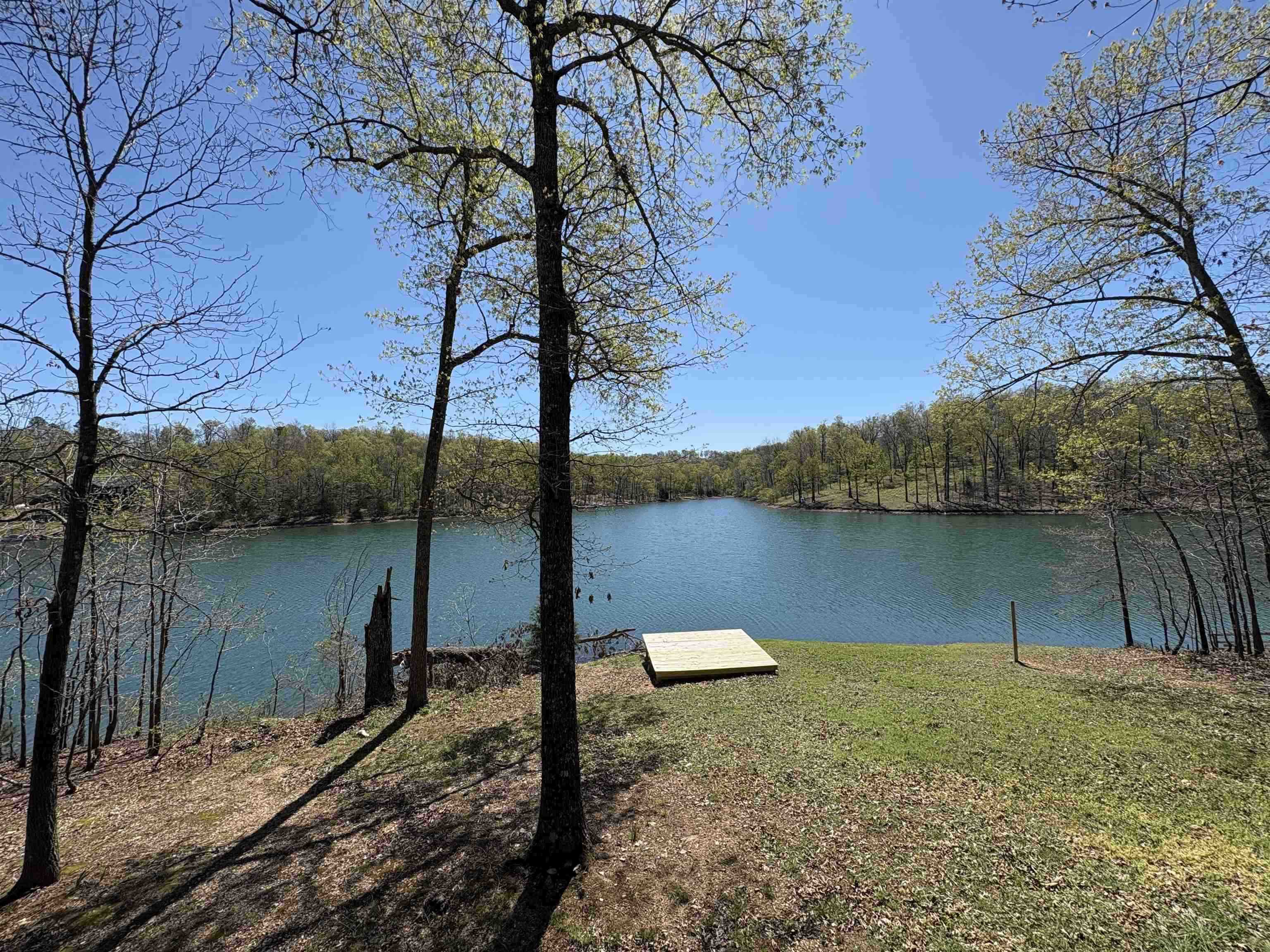 3 Hosti  Cherokee Village, AR