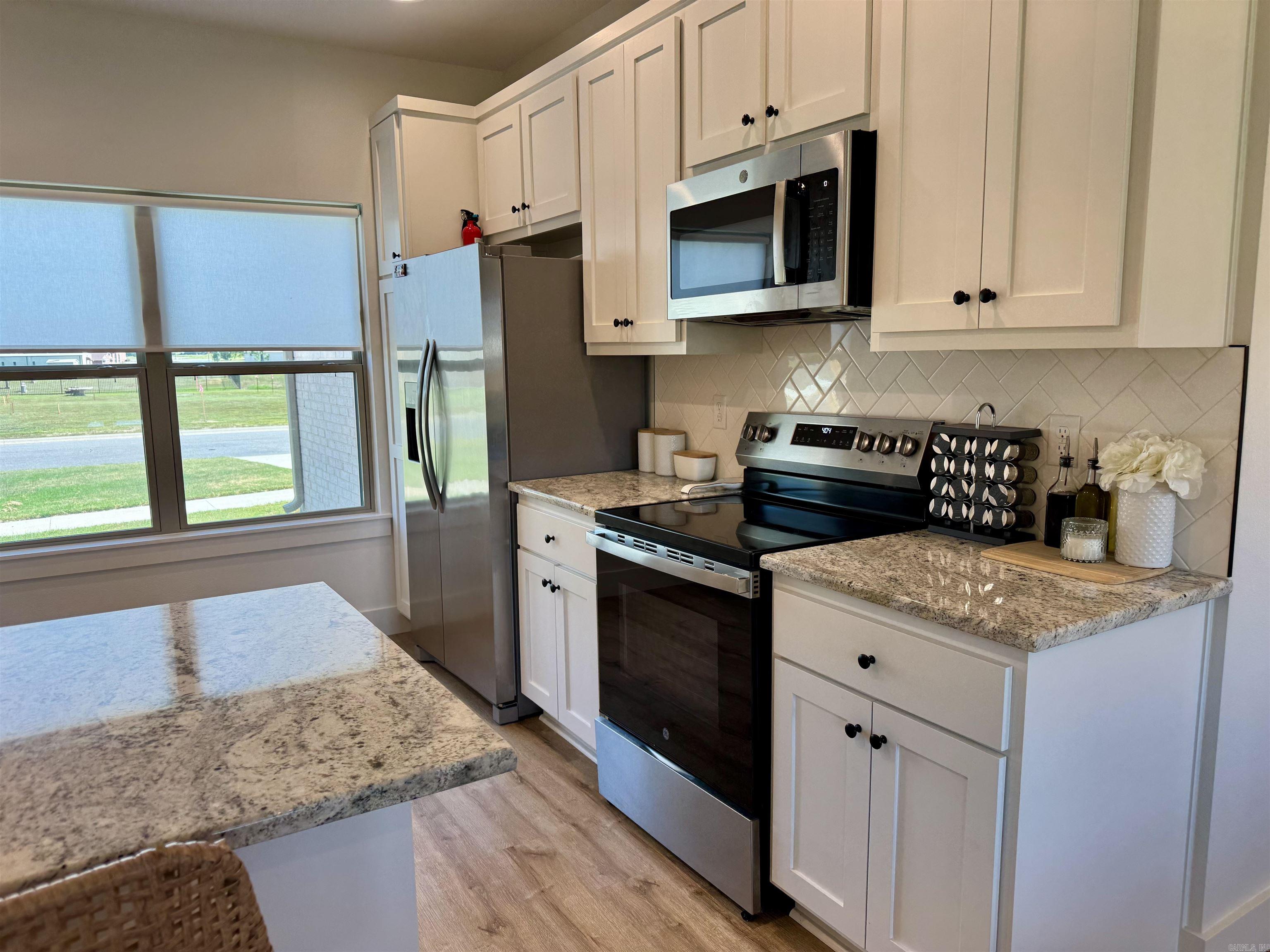 29 Dandelion  Greenbrier, AR
