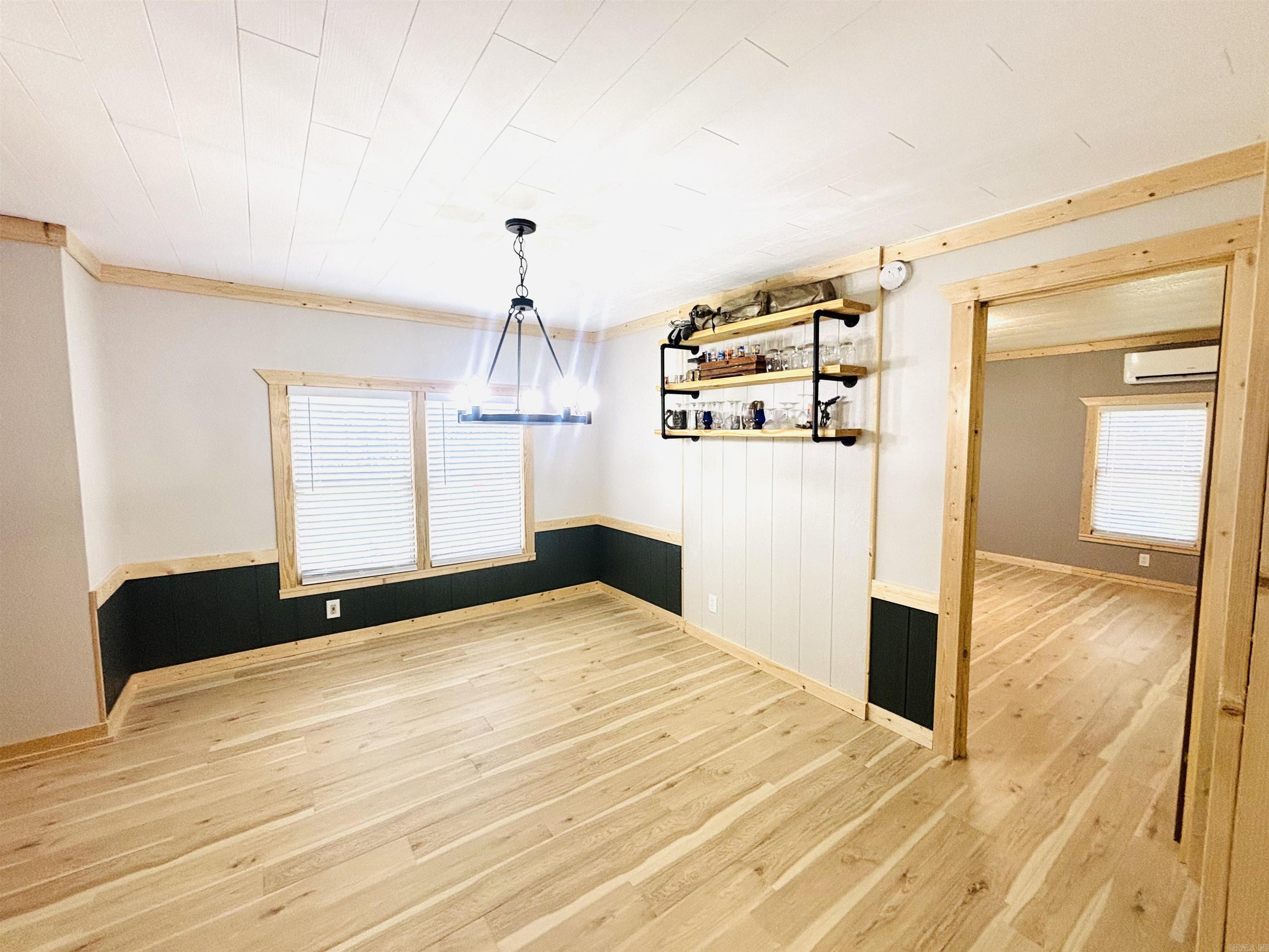 304 Evans  Mountain View, AR