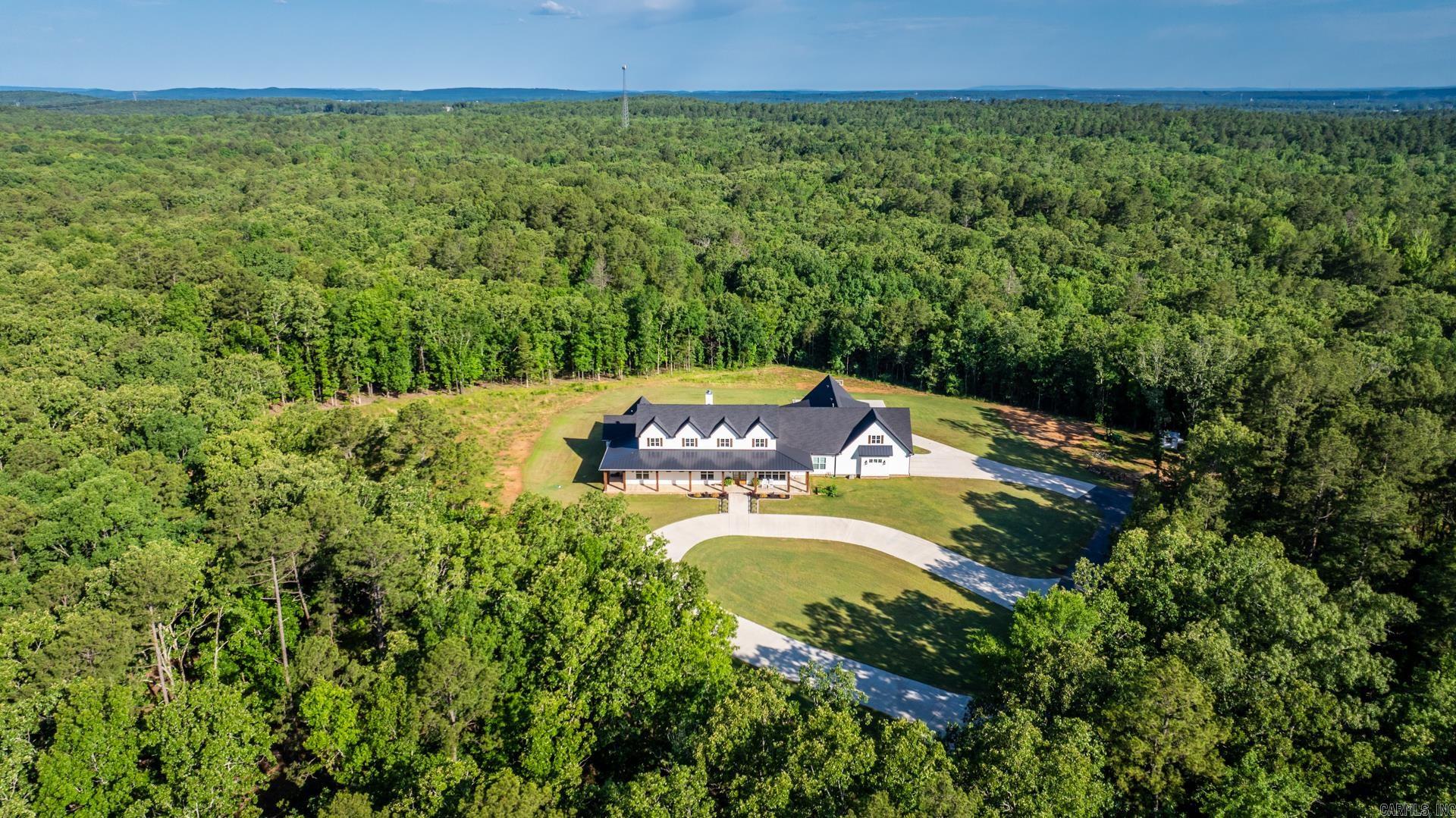 2995 Cresthaven  Conway, AR