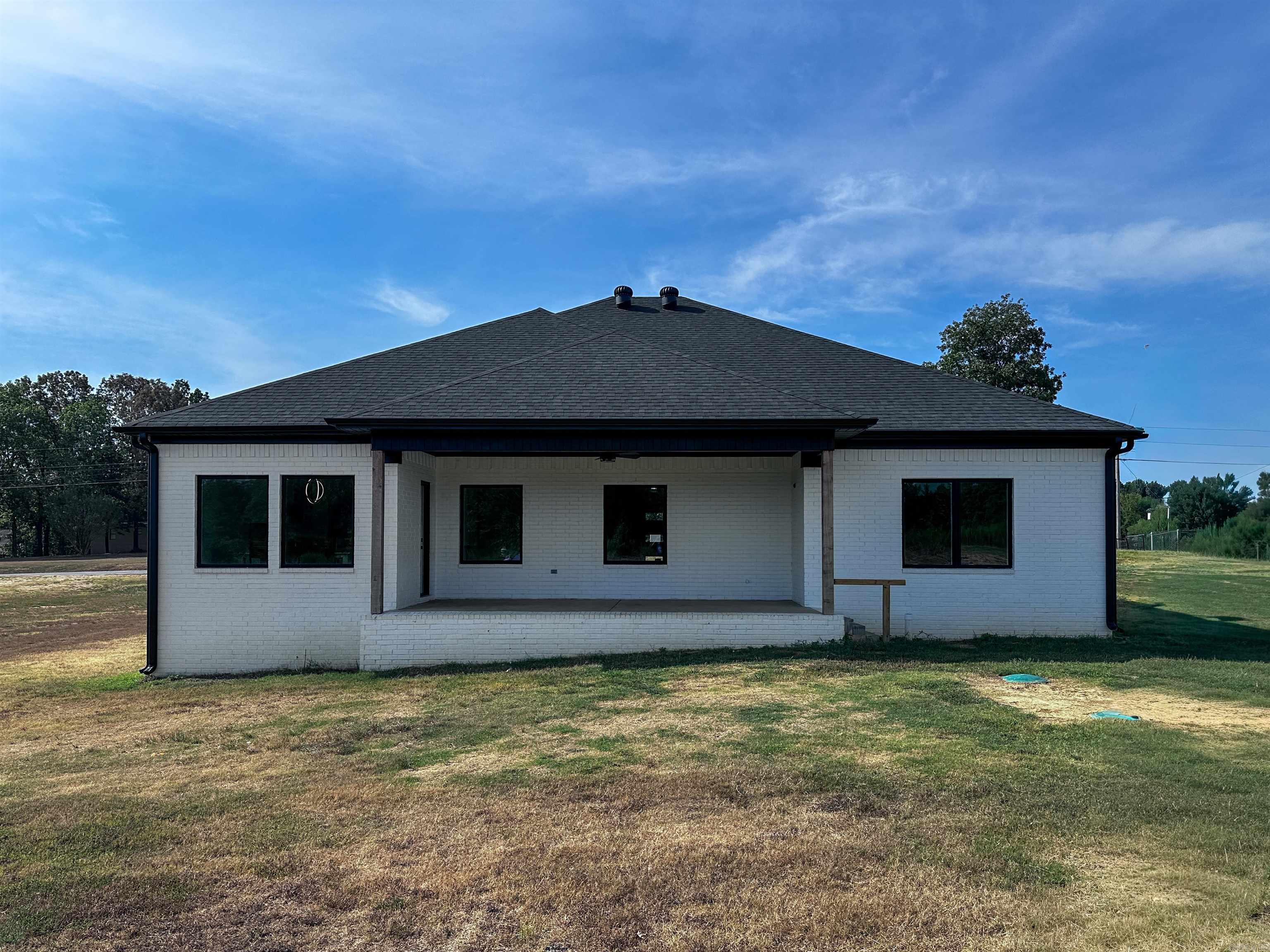 9762 E Sardis  Mabelvale, AR