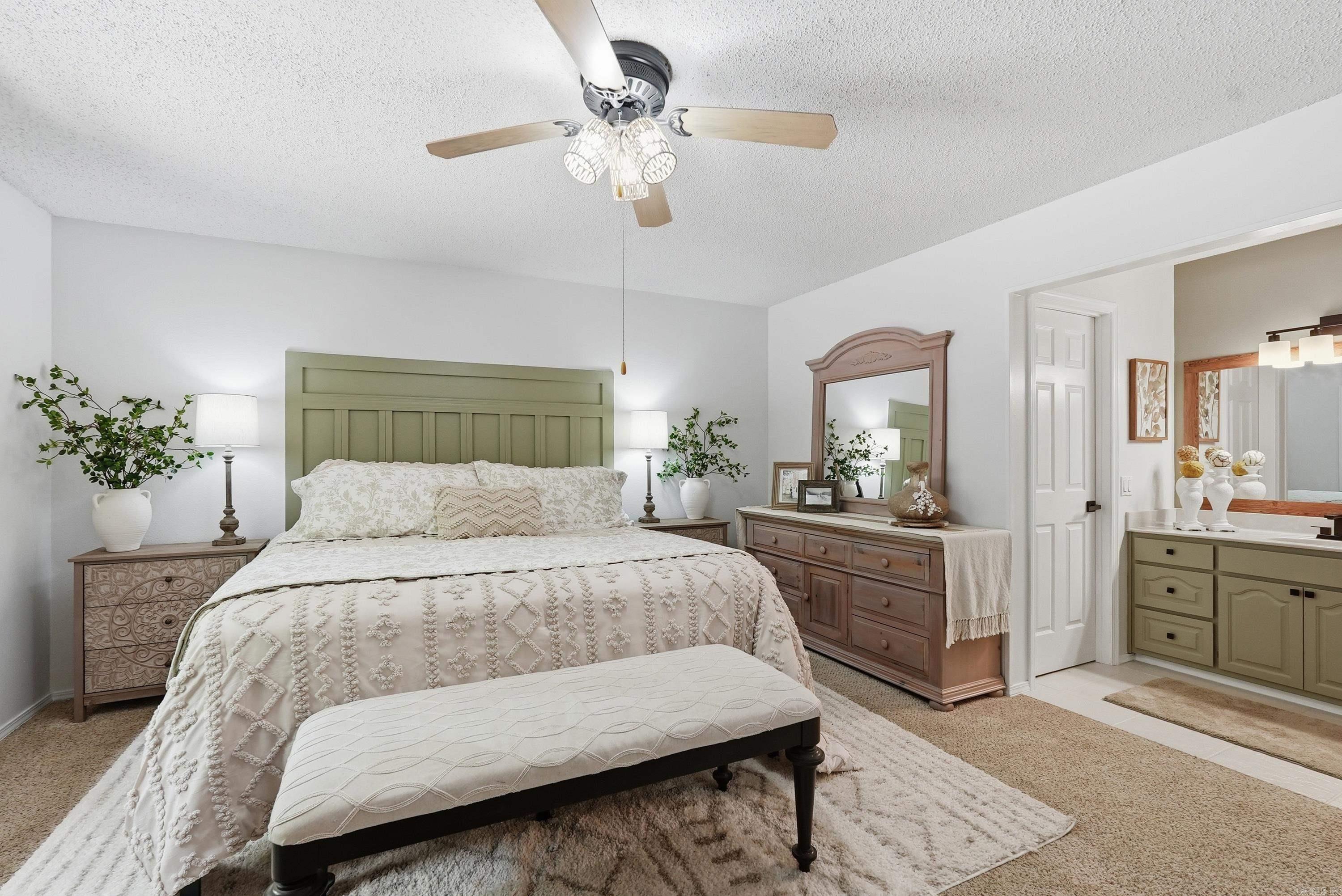 4 Ligadura Lane  Hot Springs Village, AR