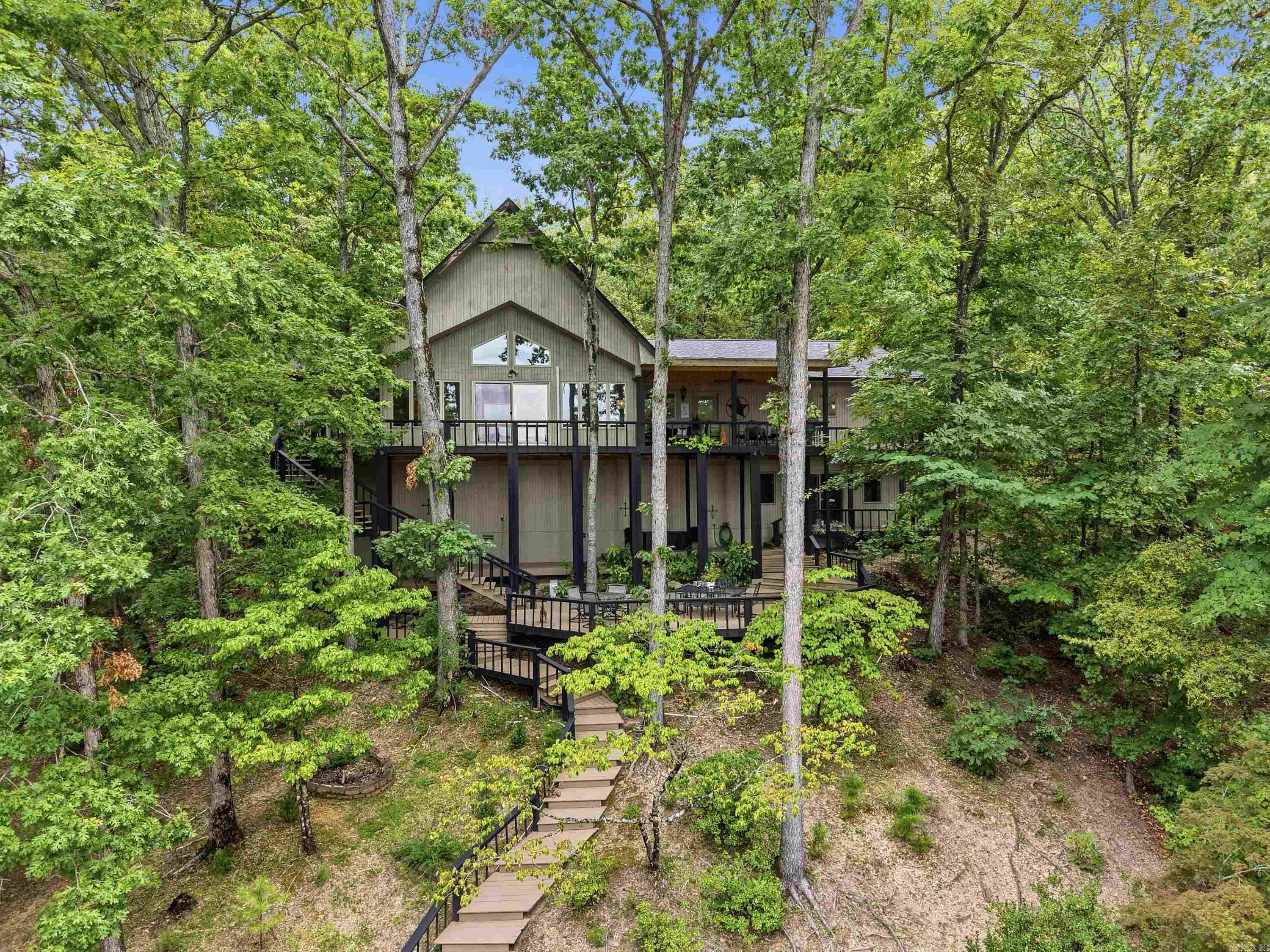 4 Ligadura Lane  Hot Springs Village, AR