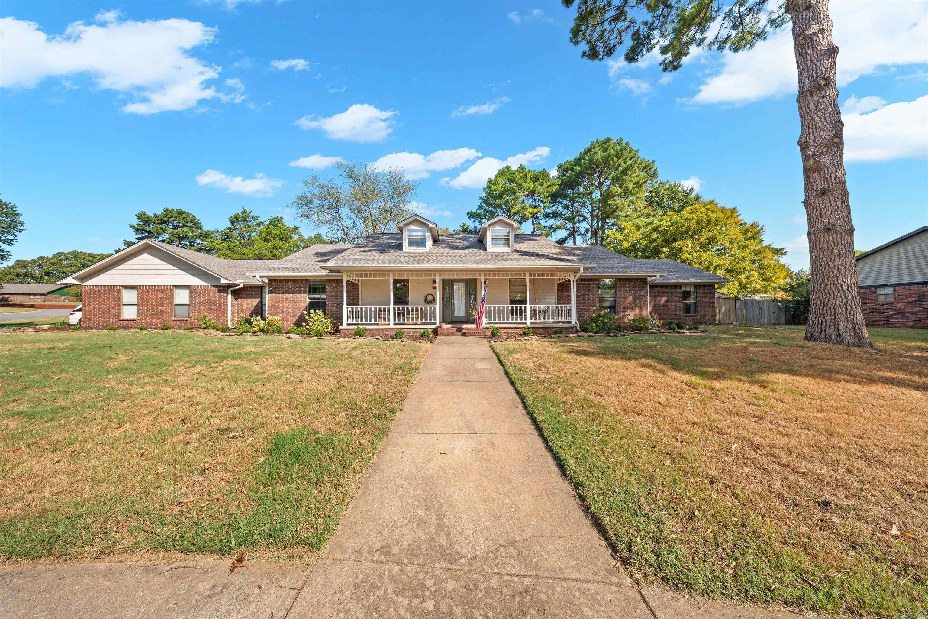 10 Kensington  Conway, AR