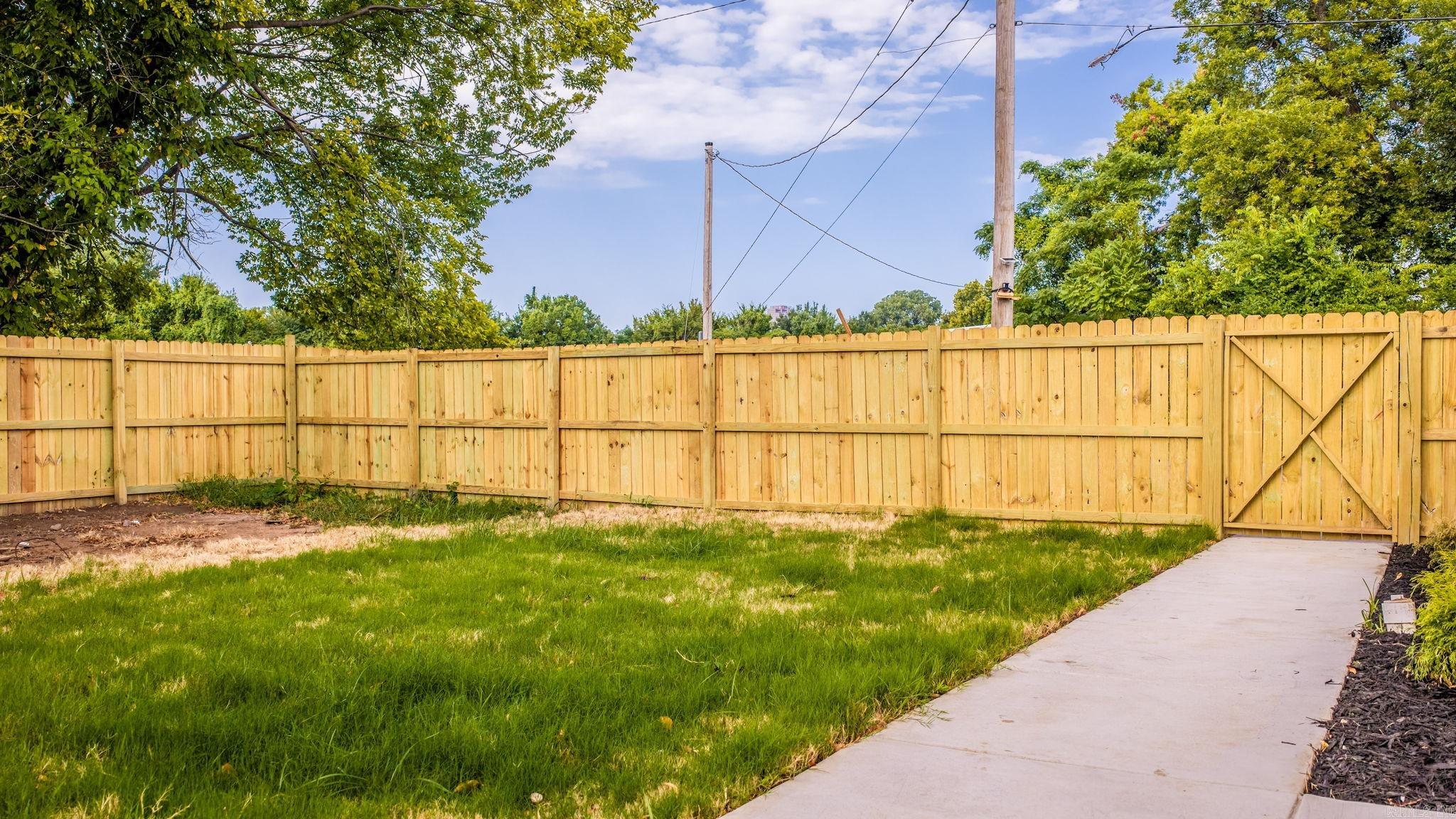 1400 E WASHINGTON  North Little Rock, AR