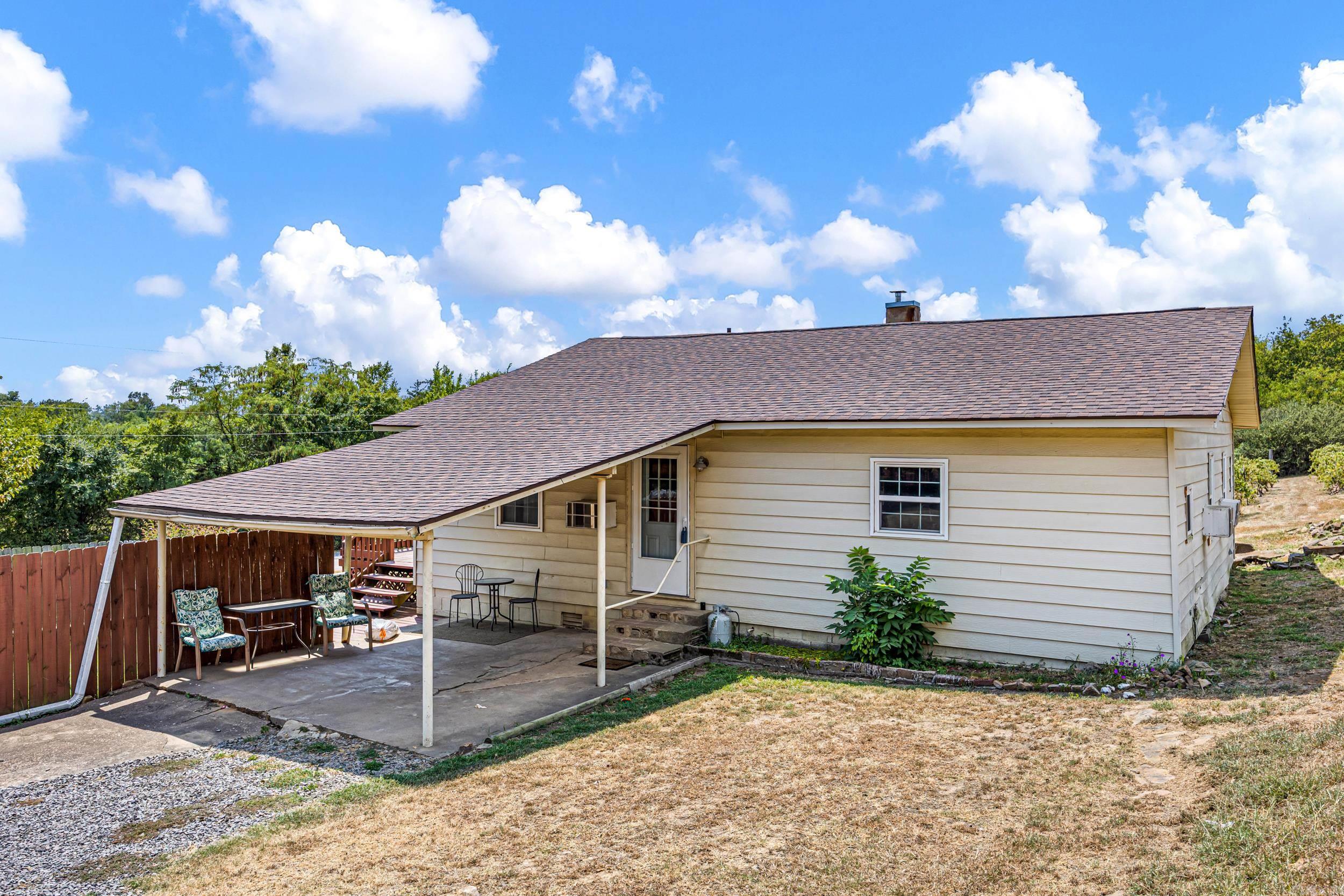 99 Sandtown  Morrilton, AR
