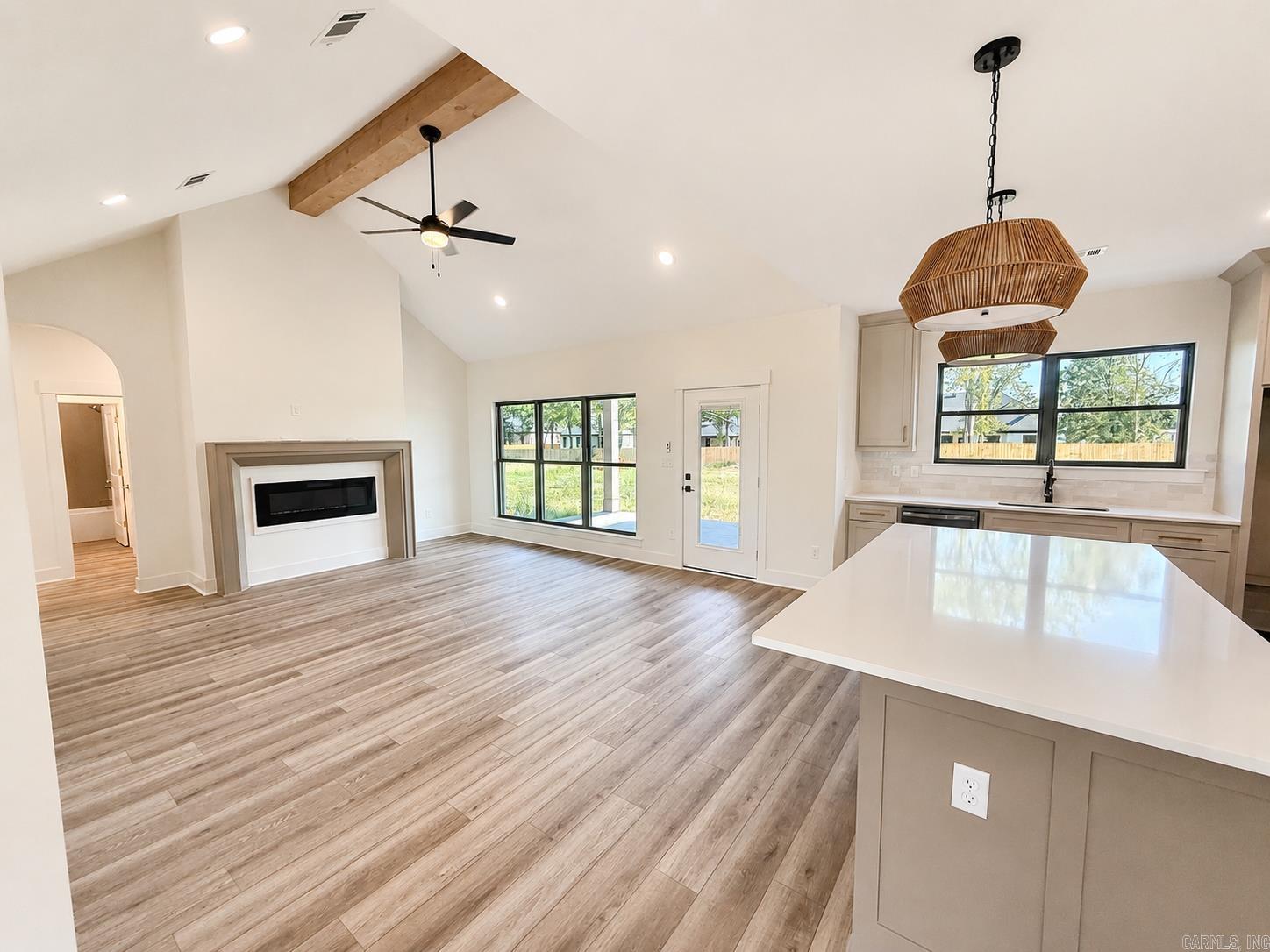 10 Crescent  Ward, AR