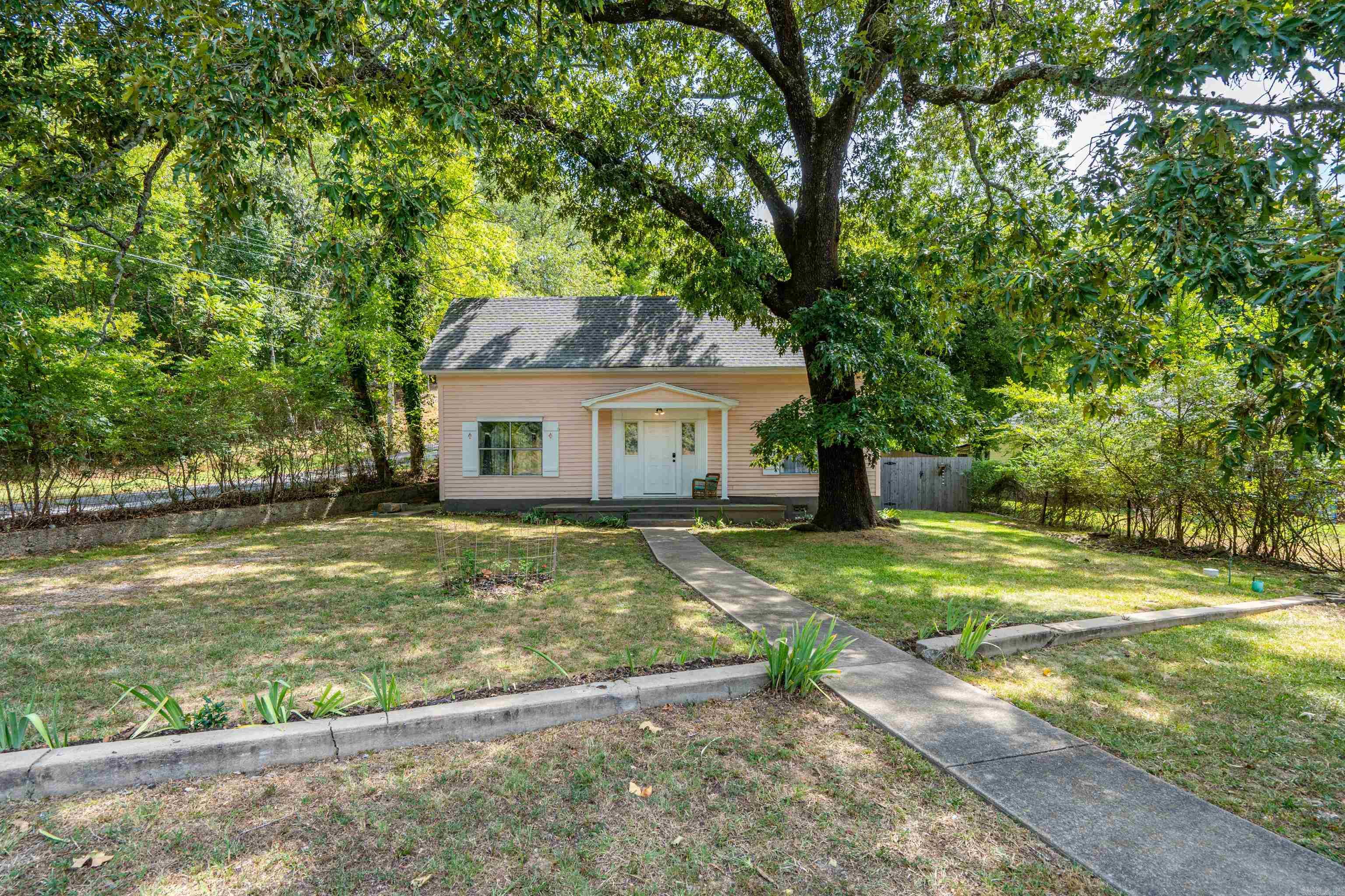 402 Pullman  Hot Springs, AR
