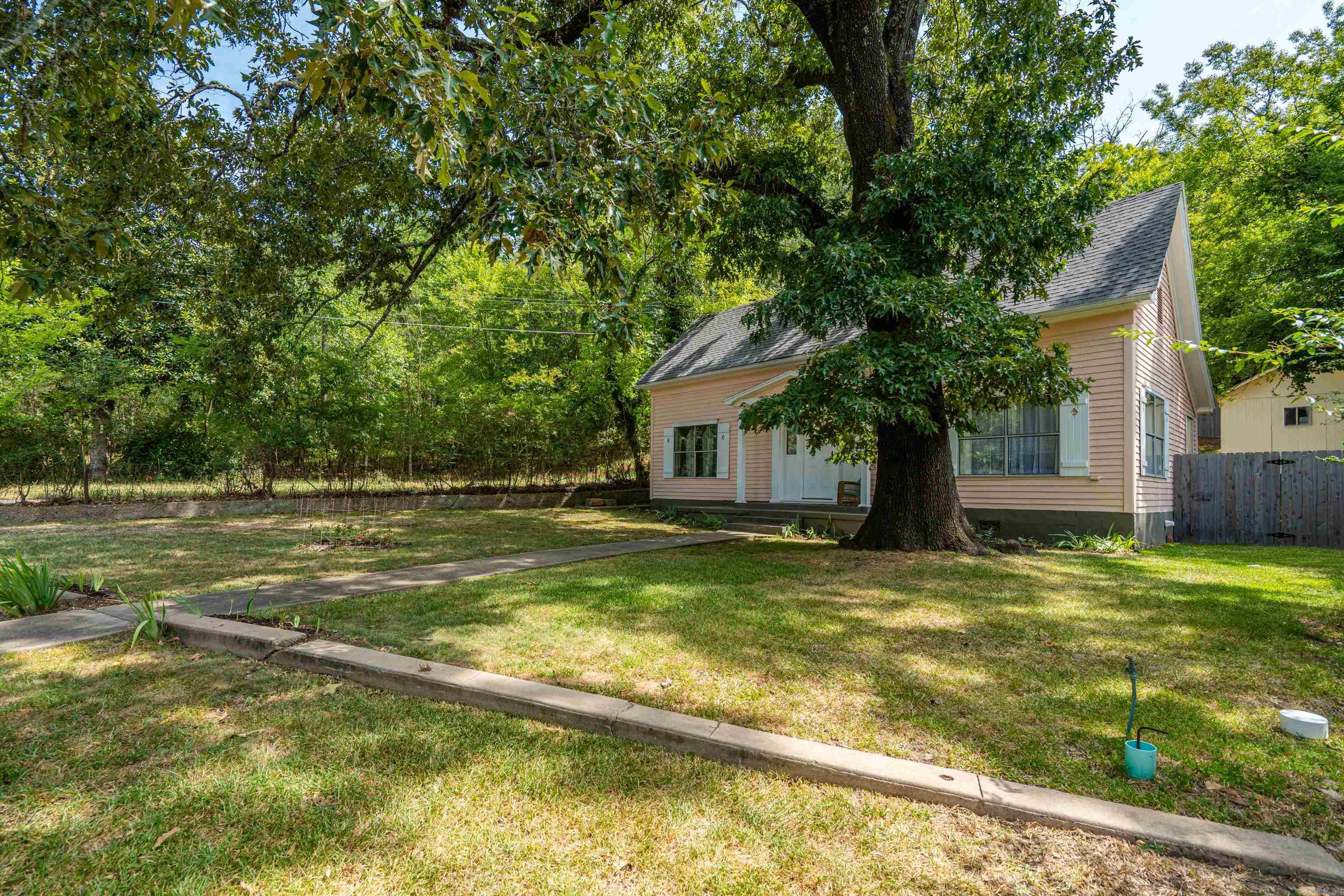 402 Pullman  Hot Springs, AR