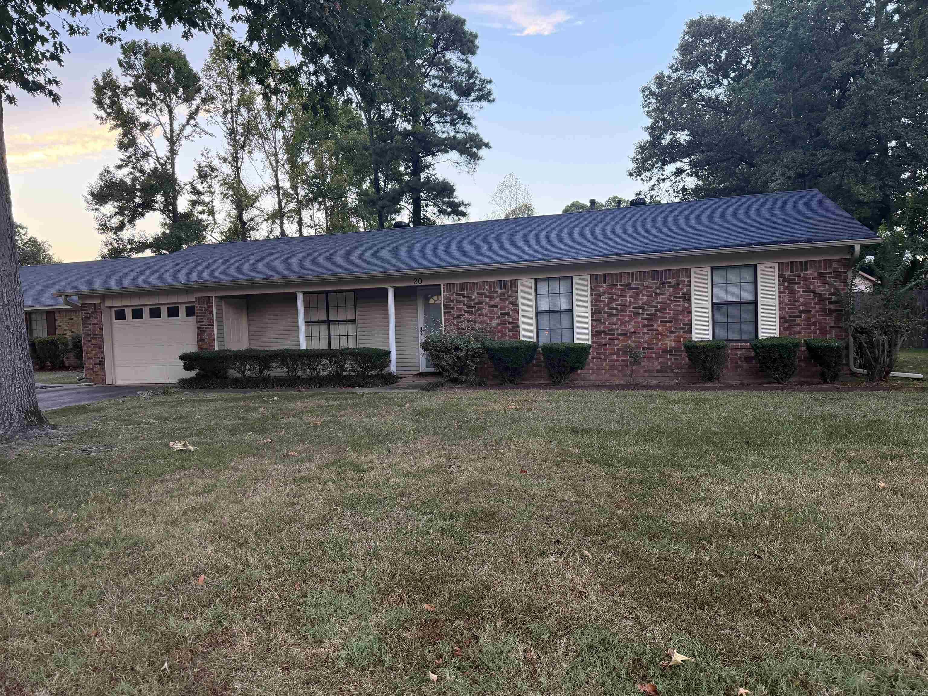20 Independence — exterior